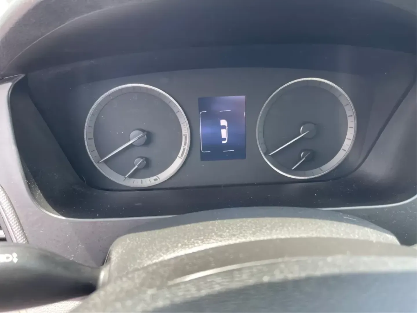 2015 Hyundai Sonata SE (5NPE24AF4FH) with an 2.4L I-4 gasoline direct injection engine, located at 1951 S Dayton Lakeview Rd., New Carlisle, OH, 45344, (937) 908-9800, 39.890999, -84.050255 - Photo#14