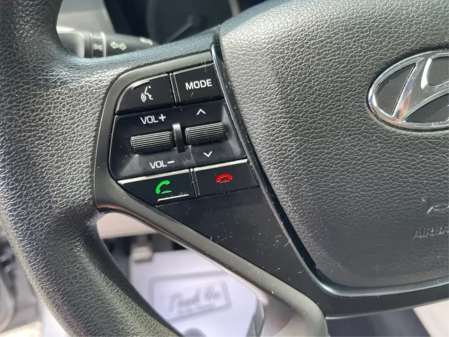 2015 Hyundai Sonata SE (5NPE24AF4FH) with an 2.4L I-4 gasoline direct injection engine, located at 1951 S Dayton Lakeview Rd., New Carlisle, OH, 45344, (937) 908-9800, 39.890999, -84.050255 - Photo#15