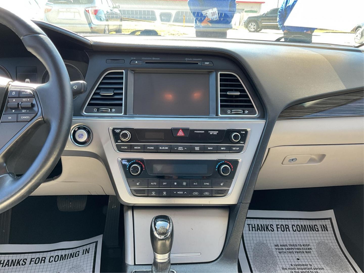 2015 Hyundai Sonata ECO (5NPE24AA3FH) with an 1.6L I-4 gasoline direct injection engine, located at 1184 Kauffman Ave, Fairborn, OH, 45324, (937) 908-9800, 39.807072, -84.031563 - Photo#11