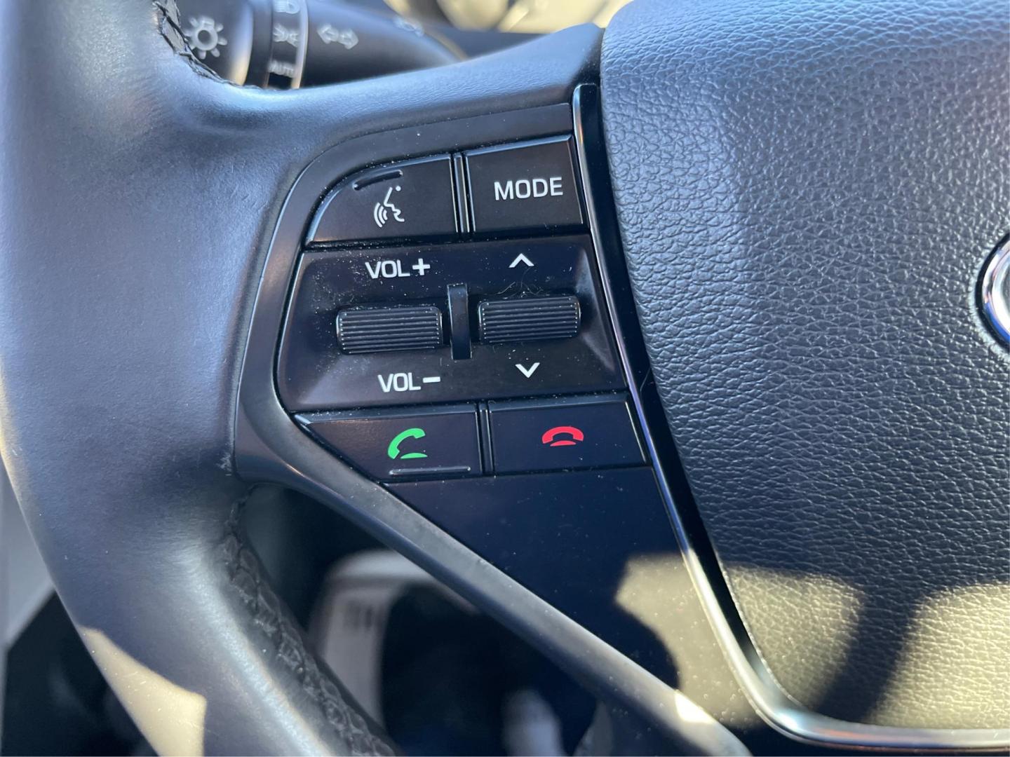 2015 Hyundai Sonata Sport (5NPE34AF6FH) with an 2.4L L4 DOHC 16V engine, 6-Speed Automatic transmission, located at 1230 East Main St, Xenia, OH, 45385, (937) 908-9800, 39.688042, -83.910538 - Photo#14