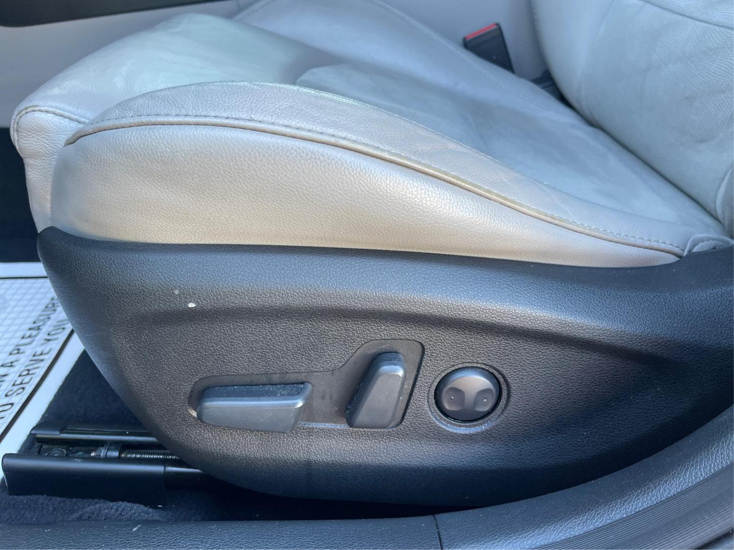 2015 Hyundai Sonata Sport (5NPE34AF6FH) with an 2.4L L4 DOHC 16V engine, 6-Speed Automatic transmission, located at 1230 East Main St, Xenia, OH, 45385, (937) 908-9800, 39.688042, -83.910538 - Photo#16