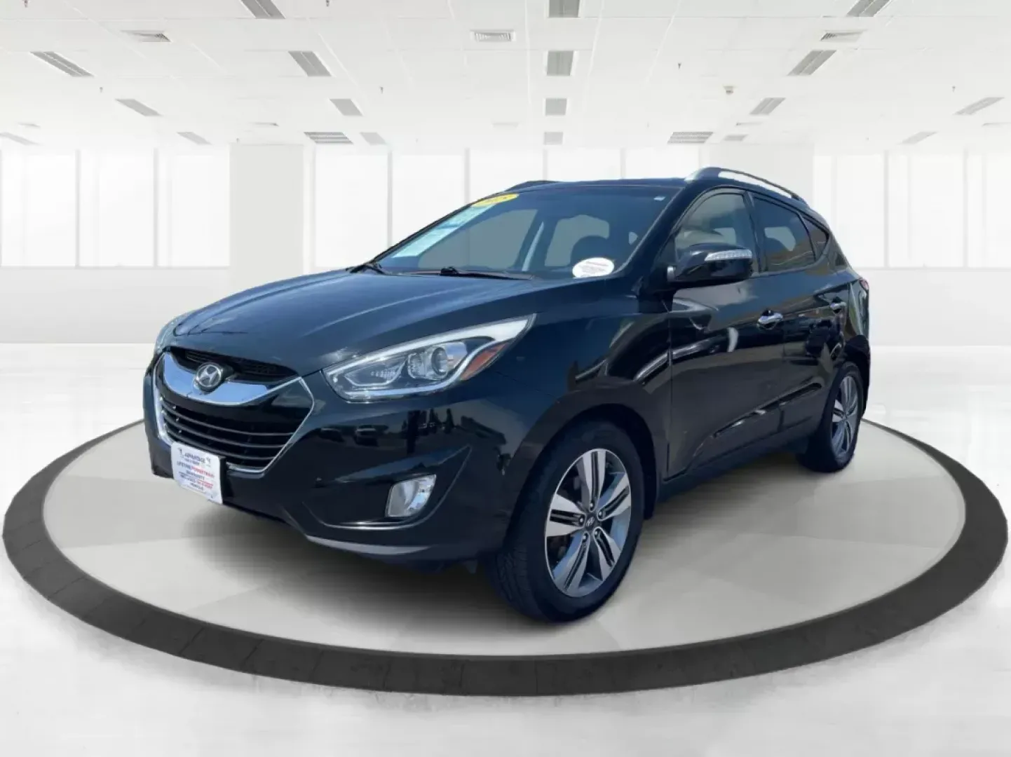 2015 Hyundai Tucson Limited (KM8JUCAG0FU) with an Theta II 2.4L I-4 gasoline direct injection engine, located at 401 Woodman Dr, Riverside, OH, 45431, (937) 908-9800, 39.761024, -84.120956 - Photo#7