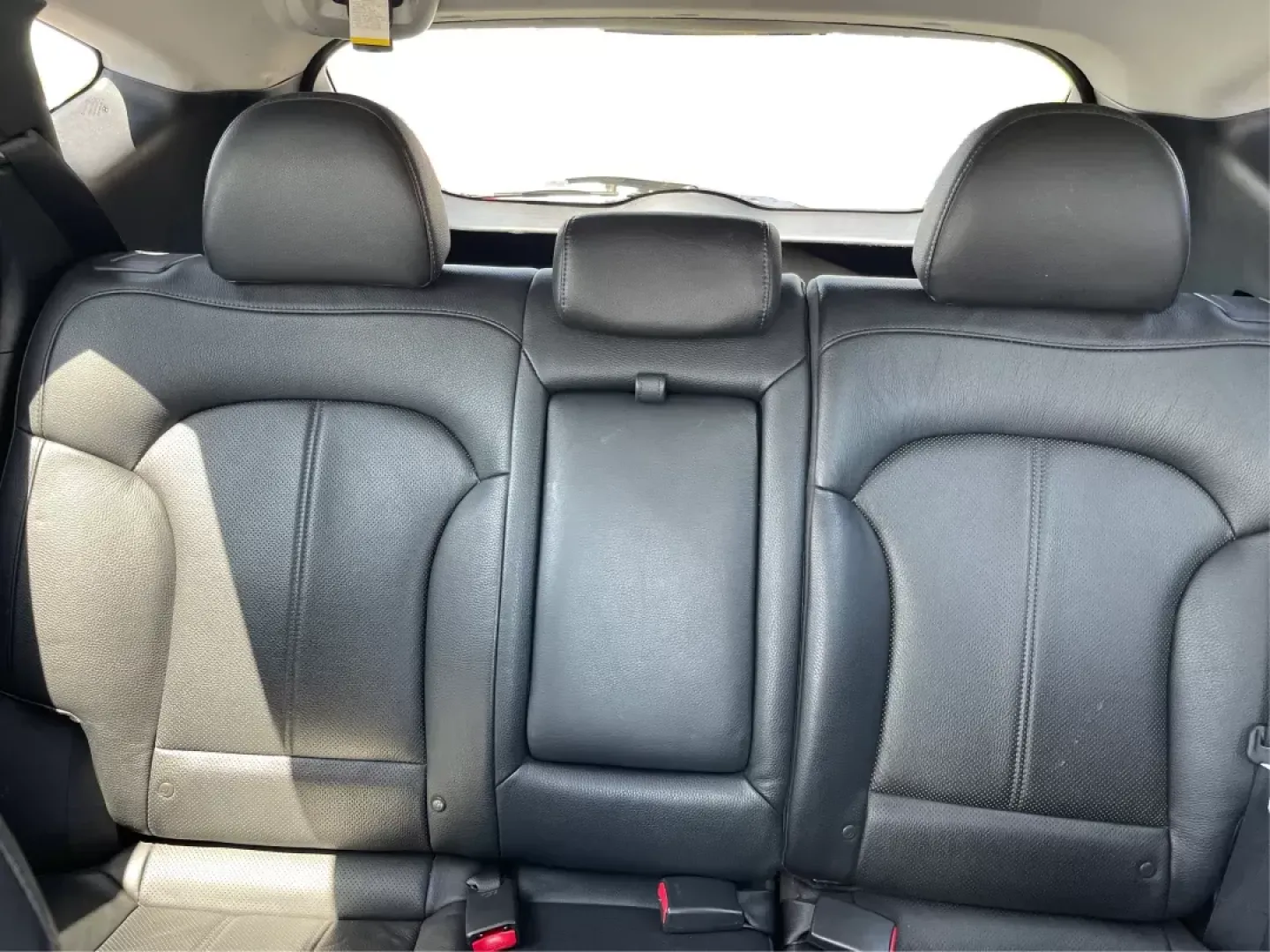 2015 Hyundai Tucson Limited (KM8JUCAG0FU) with an Theta II 2.4L I-4 gasoline direct injection engine, located at 401 Woodman Dr, Riverside, OH, 45431, (937) 908-9800, 39.761024, -84.120956 - Photo#13