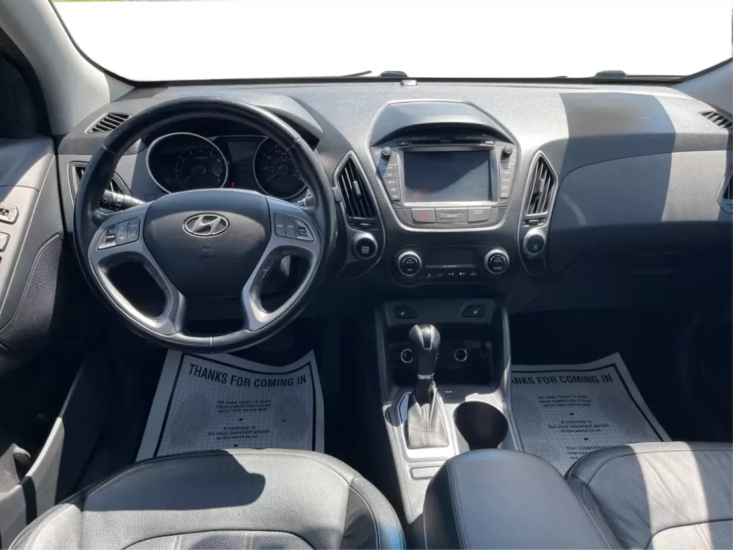 2015 Hyundai Tucson Limited (KM8JUCAG0FU) with an Theta II 2.4L I-4 gasoline direct injection engine, located at 401 Woodman Dr, Riverside, OH, 45431, (937) 908-9800, 39.761024, -84.120956 - Photo#20