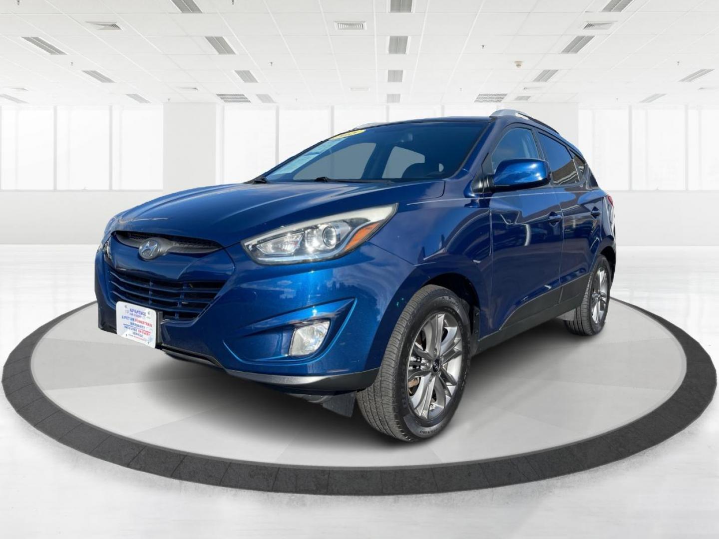 2015 Hyundai Tucson GLS AWD (KM8JUCAG7FU) with an 2.4L L4 DOHC 16V engine, 6-Speed Automatic transmission, located at 880 E. National Road, OH, 45377, (937) 908-9800, 39.891918, -84.183975 - Photo#7