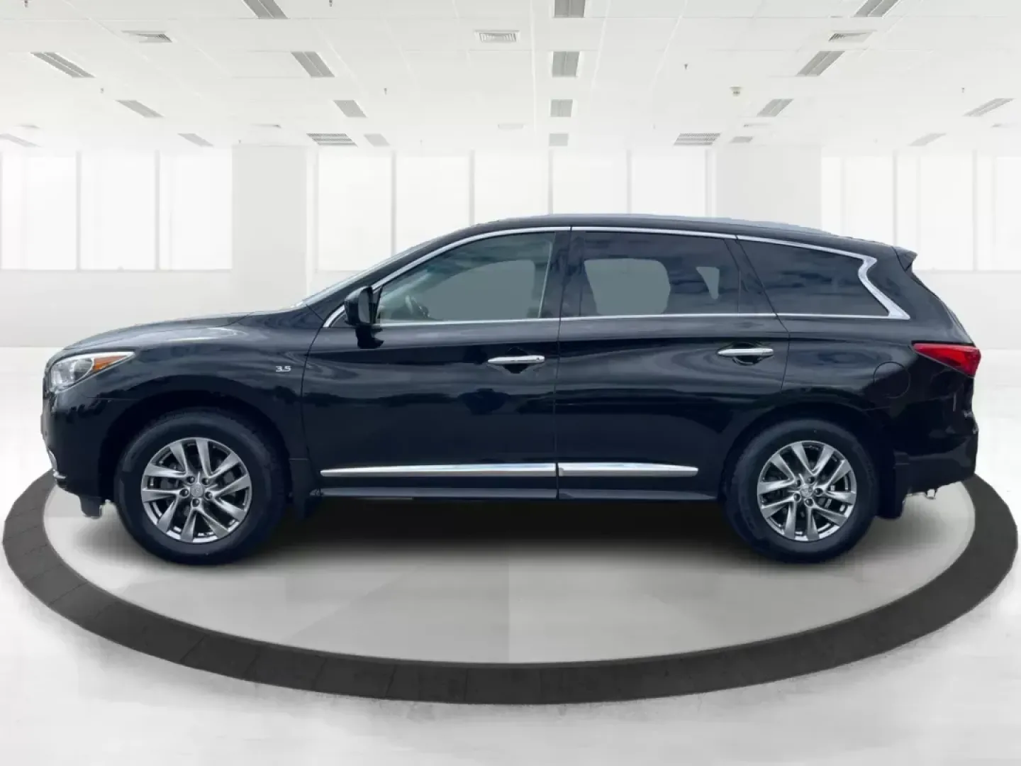 2015 Infiniti QX60 Base (5N1AL0MM9FC) with an Other engine, located at 1184 Kauffman Ave, Fairborn, OH, 45324, (937) 908-9800, 39.807072, -84.031563 - Photo#4