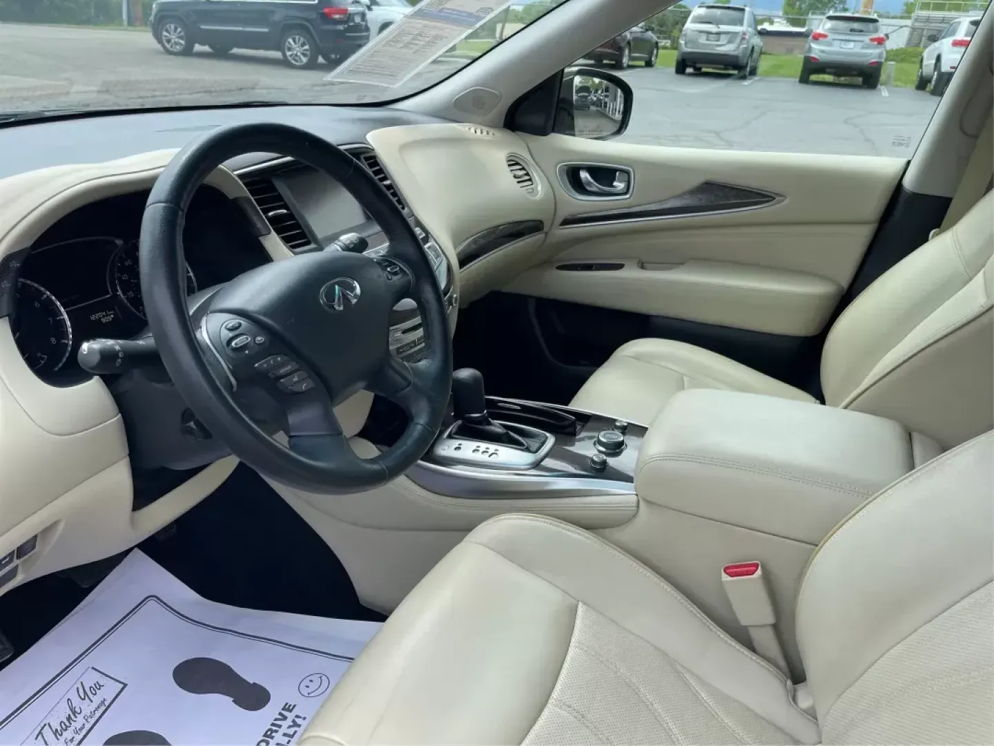 2015 Infiniti QX60 Base (5N1AL0MM9FC) with an Other engine, located at 1184 Kauffman Ave, Fairborn, OH, 45324, (937) 908-9800, 39.807072, -84.031563 - Photo#7