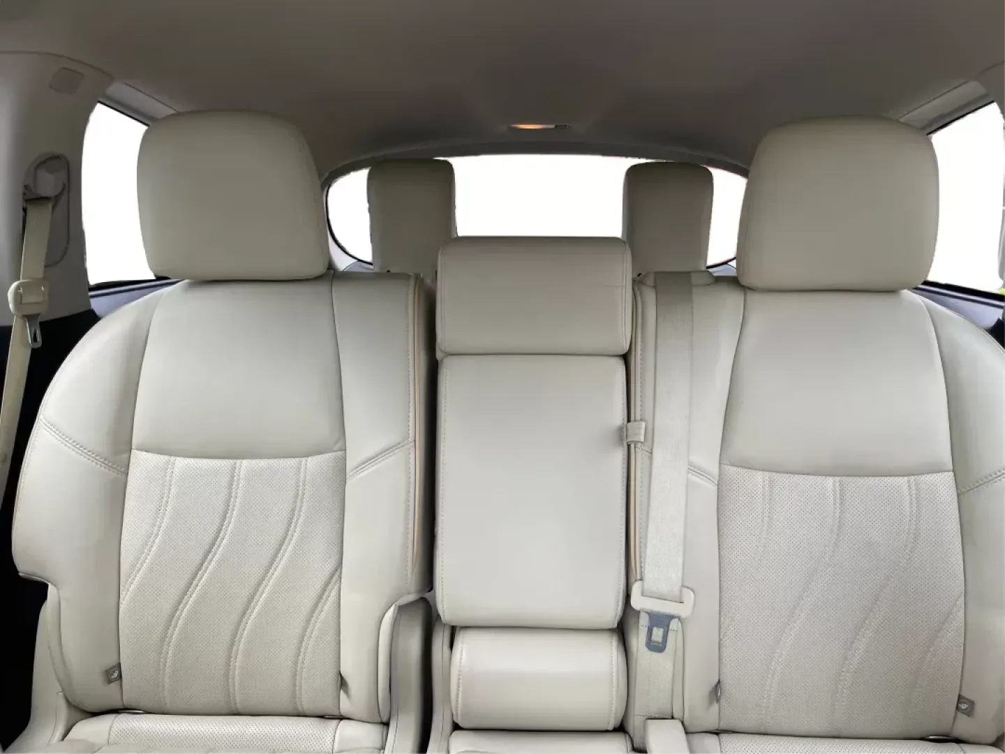 2015 Infiniti QX60 Base (5N1AL0MM9FC) with an Other engine, located at 1184 Kauffman Ave, Fairborn, OH, 45324, (937) 908-9800, 39.807072, -84.031563 - Photo#12