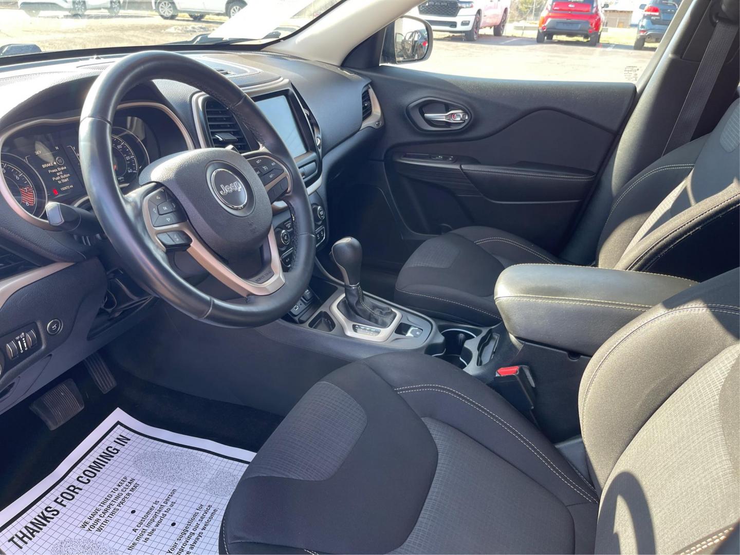 2015 Jeep Cherokee Latitude (1C4PJLCS0FW) with an Other engine, located at 4508 South Dixie Dr, Moraine, OH, 45439, (937) 908-9800, 39.807072, -84.031563 - Photo#8
