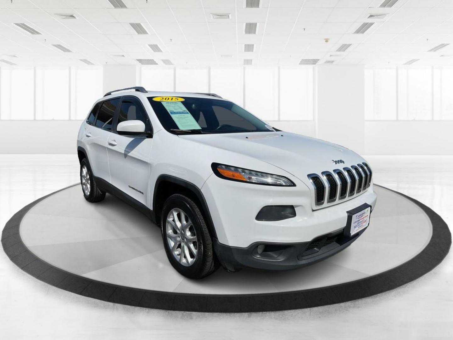 2015 Jeep Cherokee Latitude FWD (1C4PJLCB5FW) with an 2.4L L4 DOHC 16V engine, 9-Speed Automatic transmission, located at 401 Woodman Dr, Riverside, OH, 45431, (937) 908-9800, 39.761024, -84.120956 - Photo#0