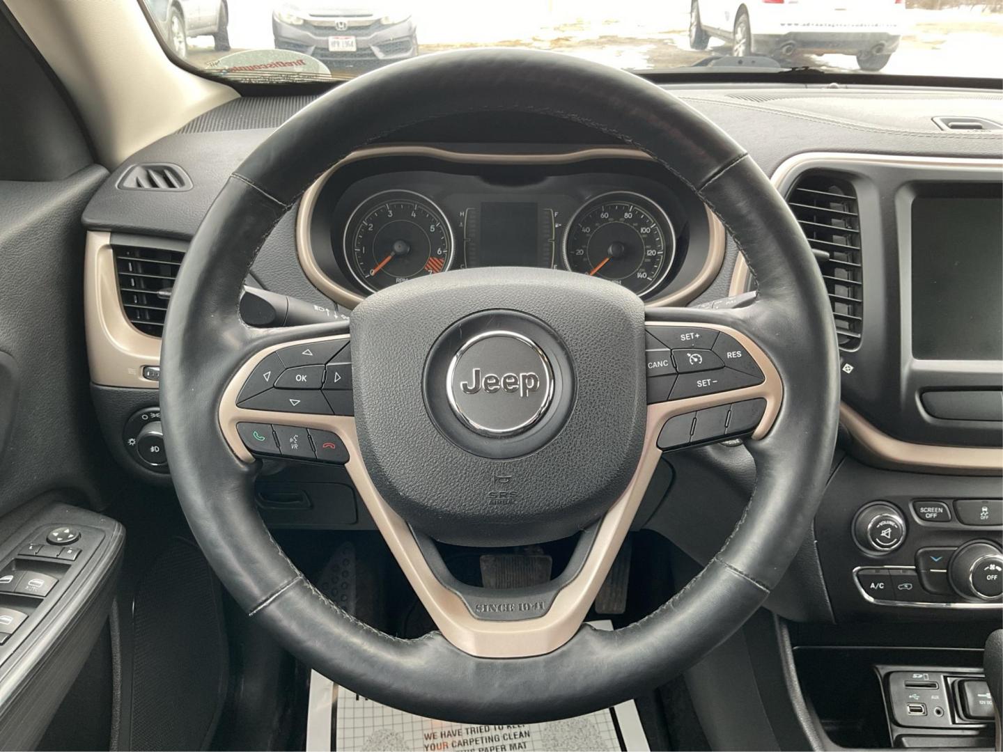 2015 Jeep Cherokee Latitude (1C4PJLCB7FW) with an MultiAir 2.4L I-4 variable valve control engine, located at 401 Woodman Dr, Riverside, OH, 45431, (937) 908-9800, 39.761024, -84.120956 - Photo#14