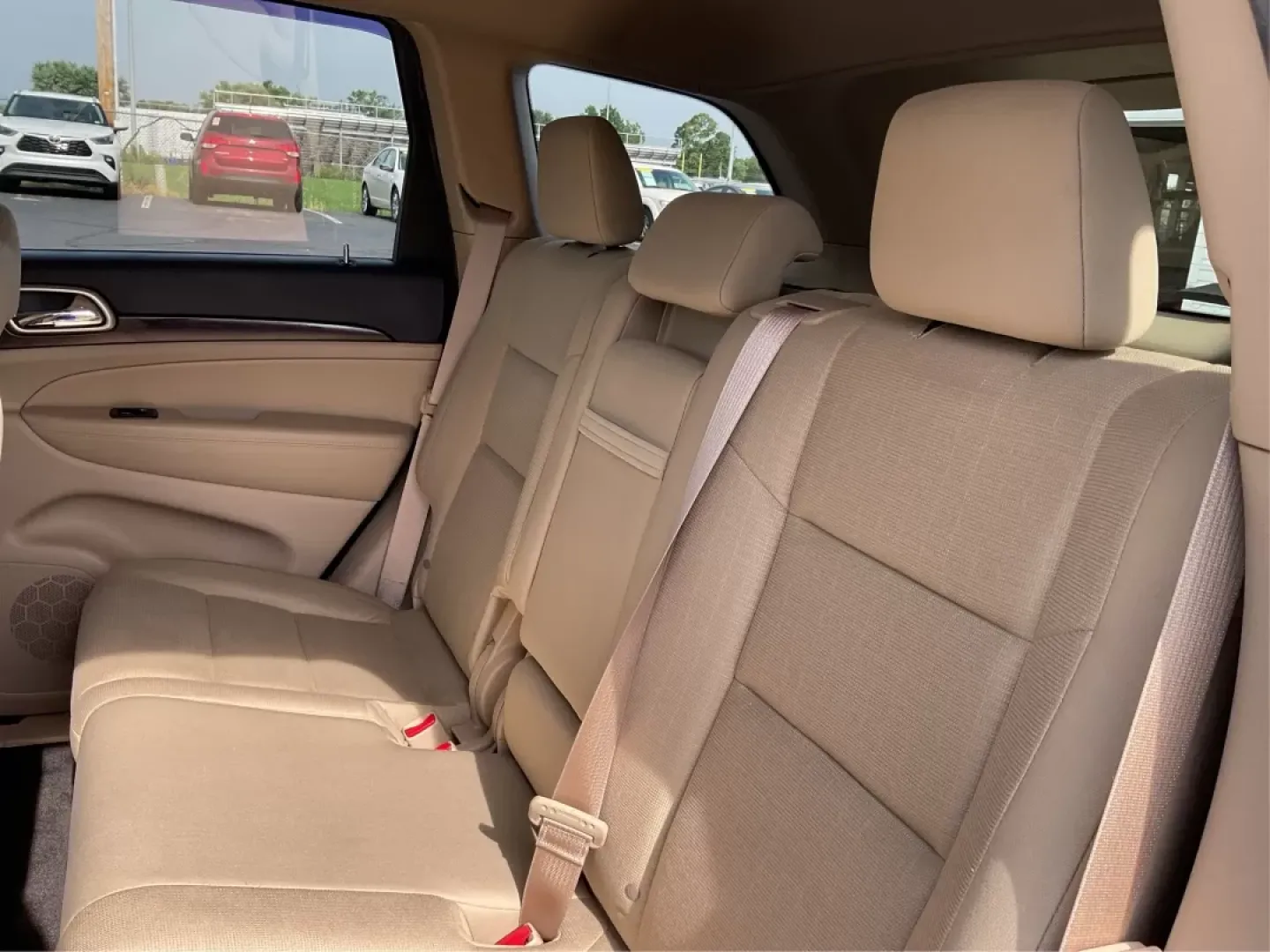 2013 Hyundai Elantra GT Base (KMHD35LE4DU) with an Other engine, located at 1184 Kauffman Ave, Fairborn, OH, 45324, (937) 908-9800, 39.807072, -84.031563 - Photo#10
