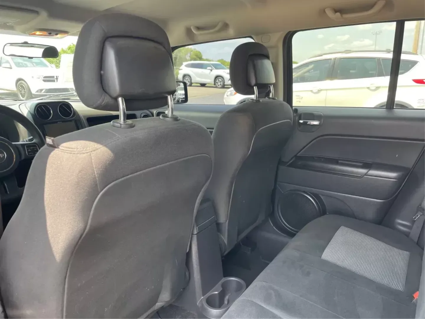 2015 Jeep Patriot Altitude Edition (1C4NJRBB1FD) with an 2.4L I-4 DOHC engine, located at 1951 S Dayton Lakeview Rd., New Carlisle, OH, 45344, (937) 908-9800, 39.890999, -84.050255 - Photo#9