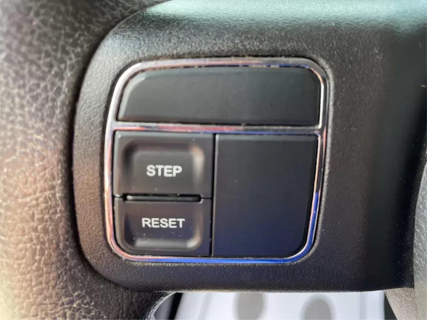 2015 Jeep Patriot Altitude Edition (1C4NJRBB1FD) with an 2.4L I-4 DOHC engine, located at 1951 S Dayton Lakeview Rd., New Carlisle, OH, 45344, (937) 908-9800, 39.890999, -84.050255 - Photo#15
