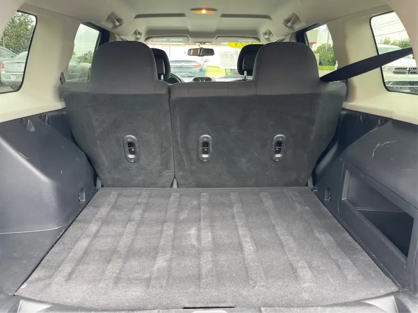 2015 Jeep Patriot Latitude (1C4NJRFB0FD) with an 2.4L I-4 DOHC engine, located at 1184 Kauffman Ave, Fairborn, OH, 45324, (937) 908-9800, 39.807072, -84.031563 - Photo#10