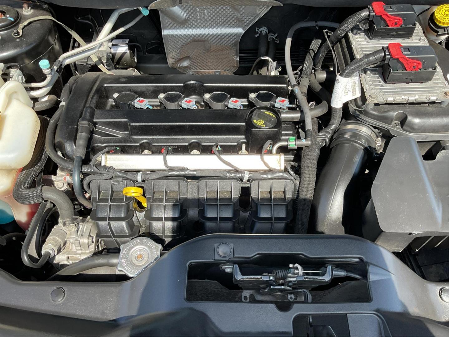 2015 Black Clearcoat Jeep Patriot Sport 2WD (1C4NJPBA6FD) with an 2.0L L4 DOHC 16V engine, located at 1230 East Main St, Xenia, OH, 45385, (937) 908-9800, 39.688042, -83.910538 - Photo#10