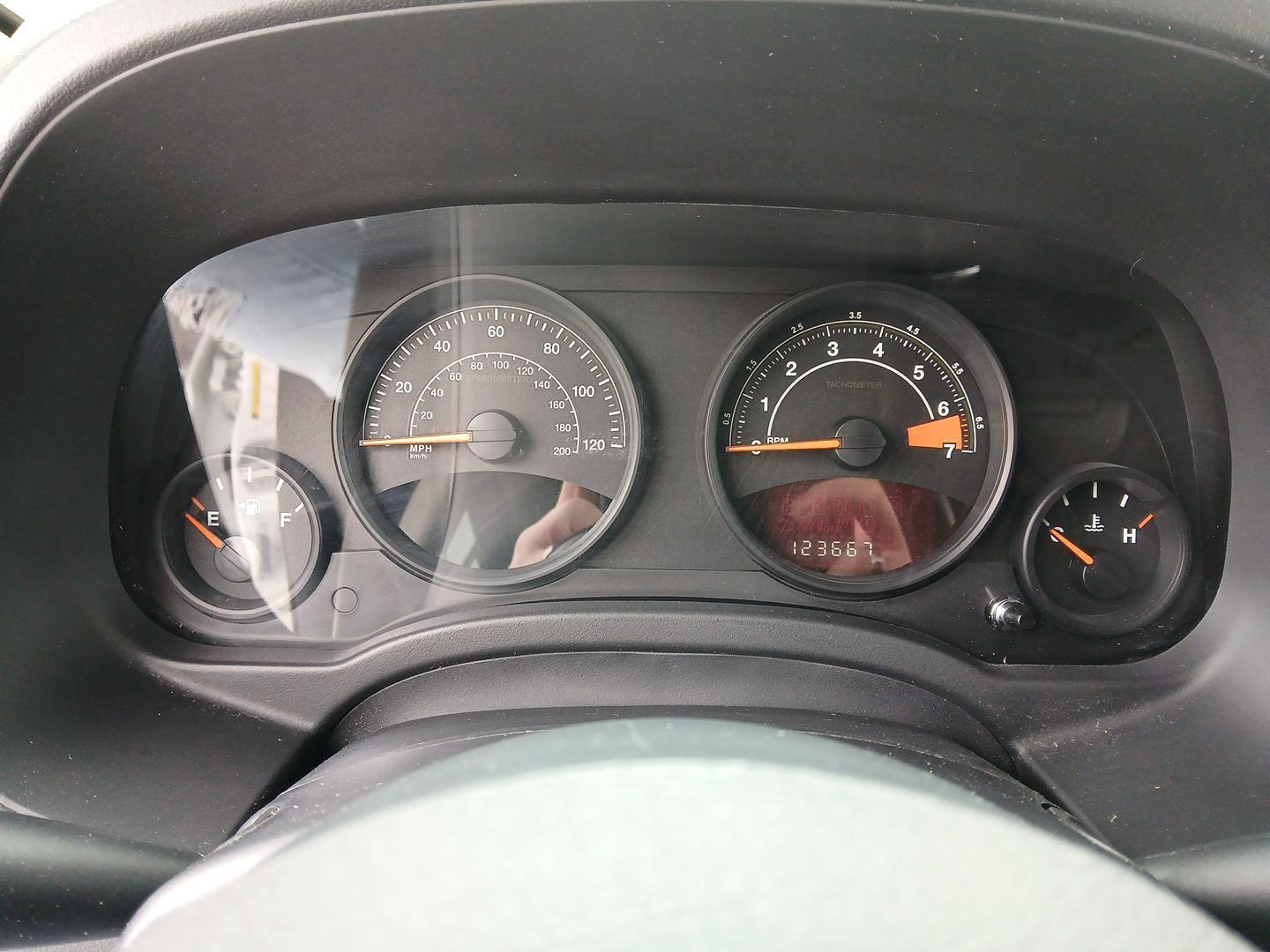 2015 Jeep Patriot Sport 4WD (1C4NJRBB7FD) with an 2.4L L4 DOHC 16V engine, located at 1184 Kauffman Ave, Fairborn, OH, 45324, (937) 908-9800, 39.807072, -84.031563 - Photo#14