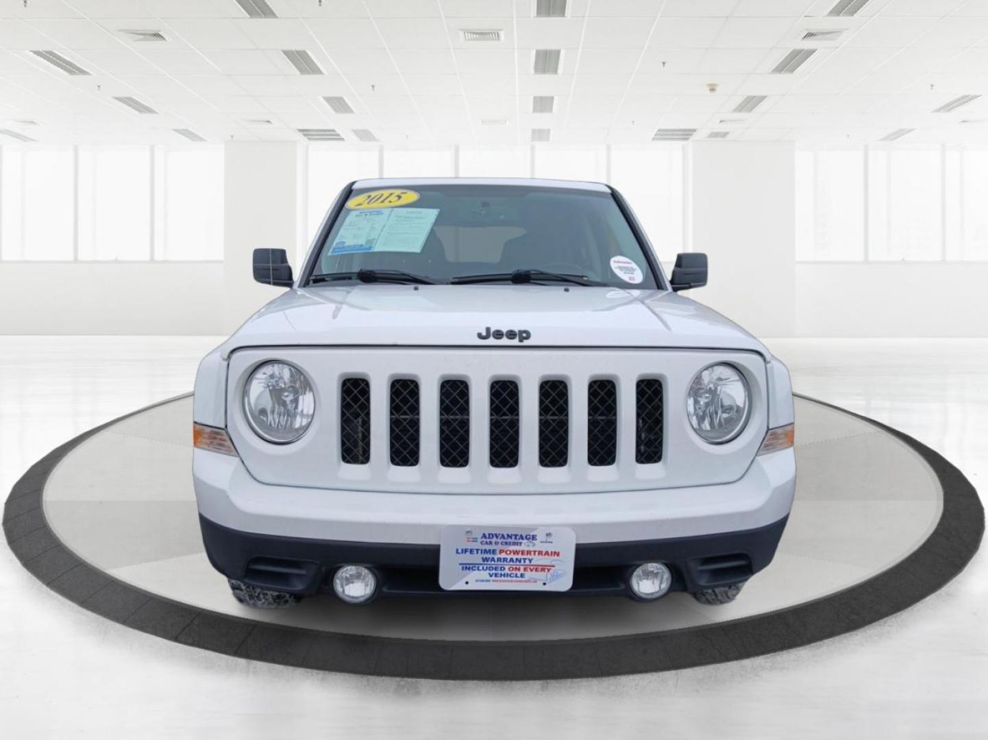 2015 Jeep Patriot Sport 4WD (1C4NJRBB7FD) with an 2.4L L4 DOHC 16V engine, located at 1184 Kauffman Ave, Fairborn, OH, 45324, (937) 908-9800, 39.807072, -84.031563 - Photo#6