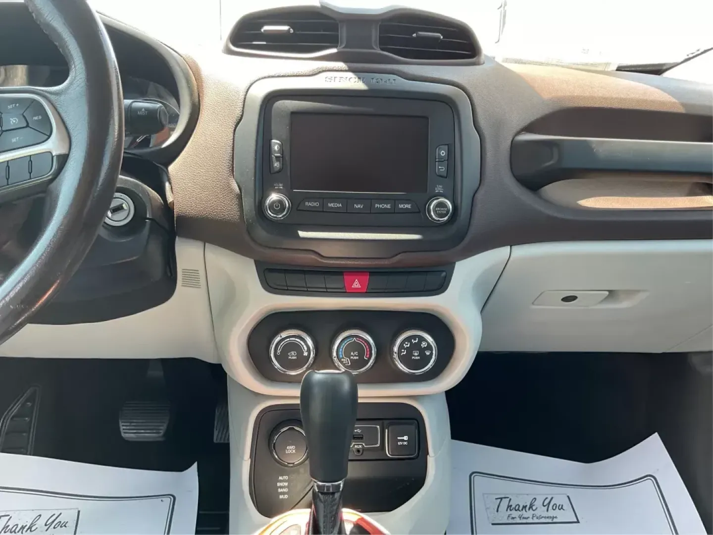 2015 Jeep Renegade Latitude 4WD (ZACCJBBT2FP) with an 2.4L L4 DOHC 16V engine, 6-Speed Manual transmission, located at 4508 South Dixie Dr, Moraine, OH, 45439, (937) 908-9800, 39.807072, -84.031563 - Photo#12