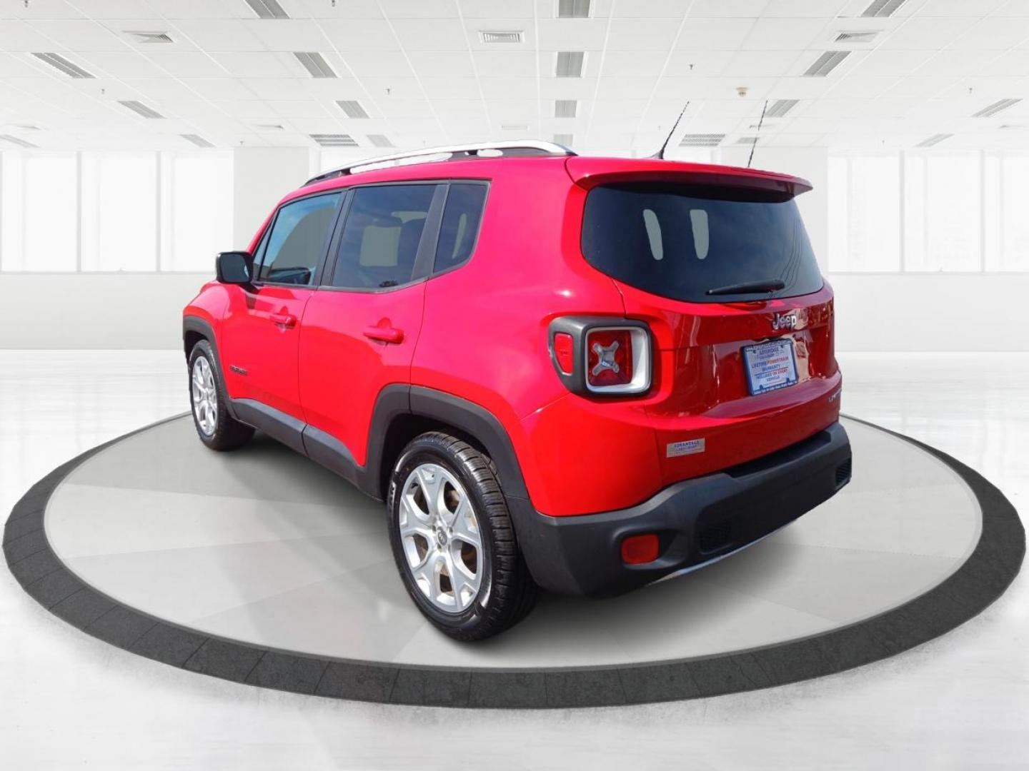 2015 Jeep Renegade Limited FWD (ZACCJADT0FP) with an 2.4L L4 DOHC 16V engine, 9-Speed Automatic transmission, located at 1184 Kauffman Ave, Fairborn, OH, 45324, (937) 908-9800, 39.807072, -84.031563 - Photo#4