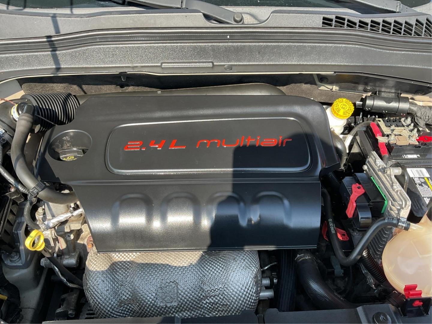 2015 Jeep Renegade Latitude (ZACCJABT0FP) with an Other engine, located at 1951 S Dayton Lakeview Rd., New Carlisle, OH, 45344, (937) 908-9800, 39.890999, -84.050255 - Photo#9