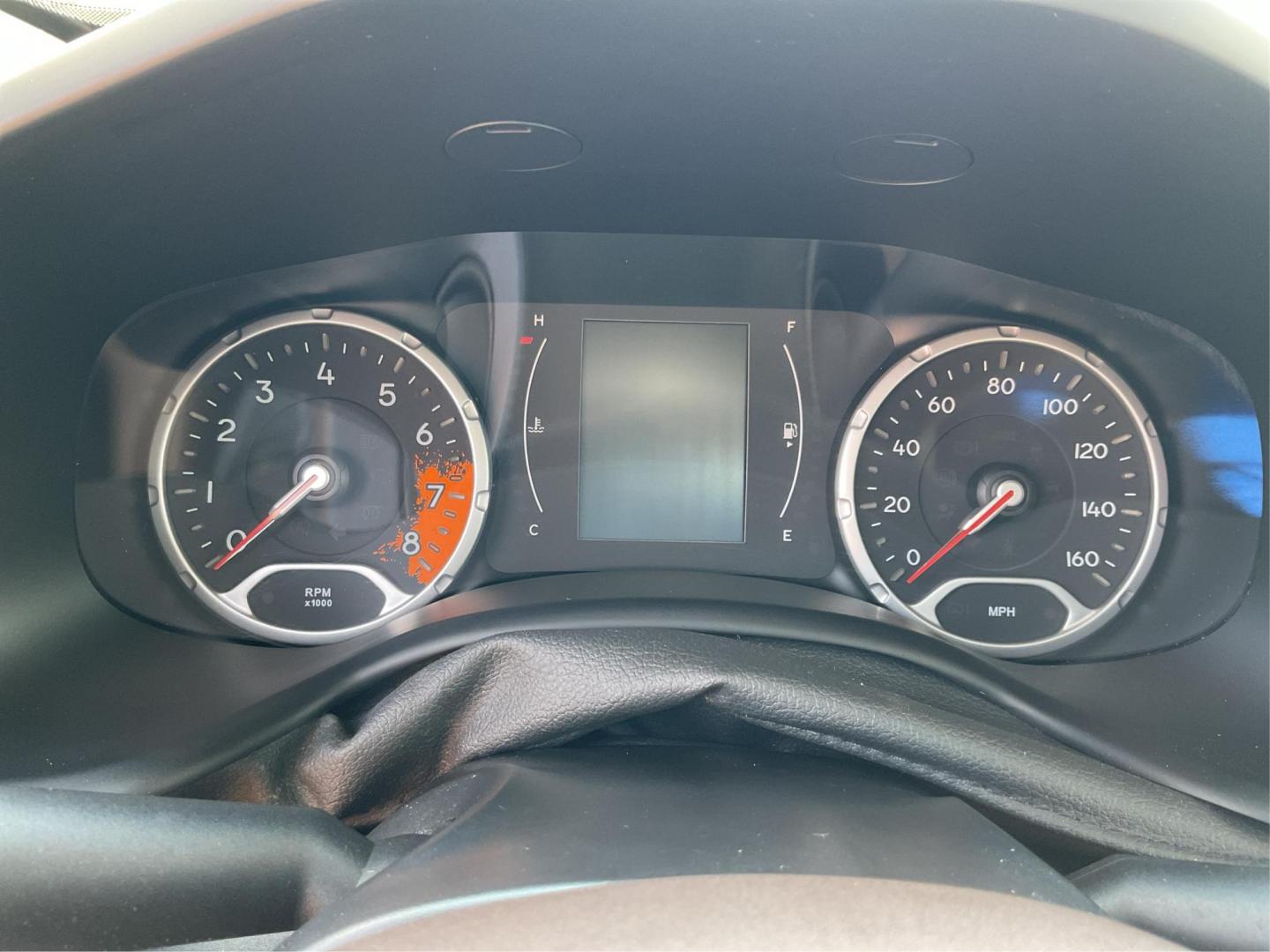 2015 Jeep Renegade Latitude (ZACCJABT0FP) with an Other engine, located at 1951 S Dayton Lakeview Rd., New Carlisle, OH, 45344, (937) 908-9800, 39.890999, -84.050255 - Photo#13