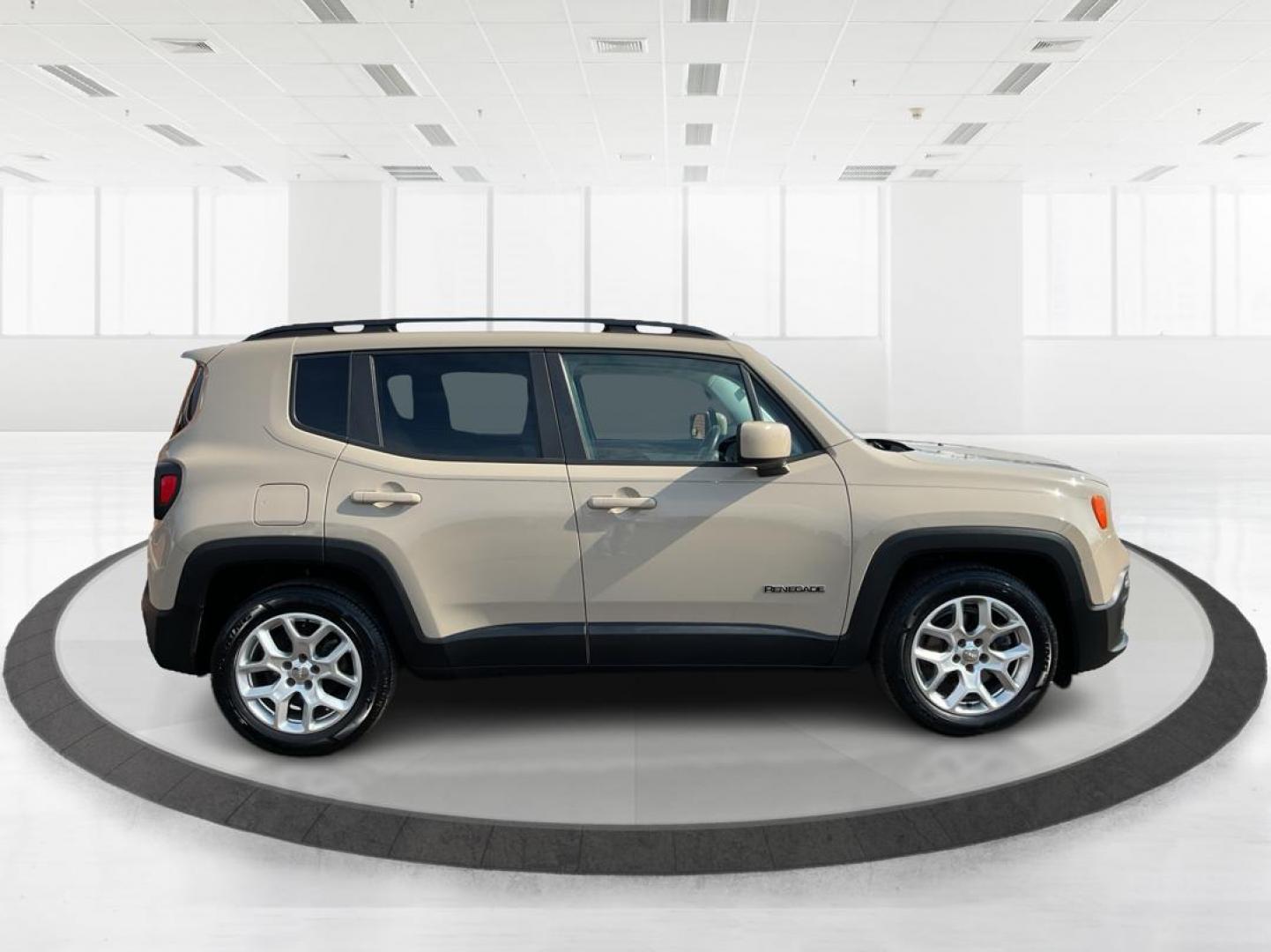 2015 Jeep Renegade Latitude (ZACCJABT0FP) with an Other engine, located at 1951 S Dayton Lakeview Rd., New Carlisle, OH, 45344, (937) 908-9800, 39.890999, -84.050255 - Photo#1