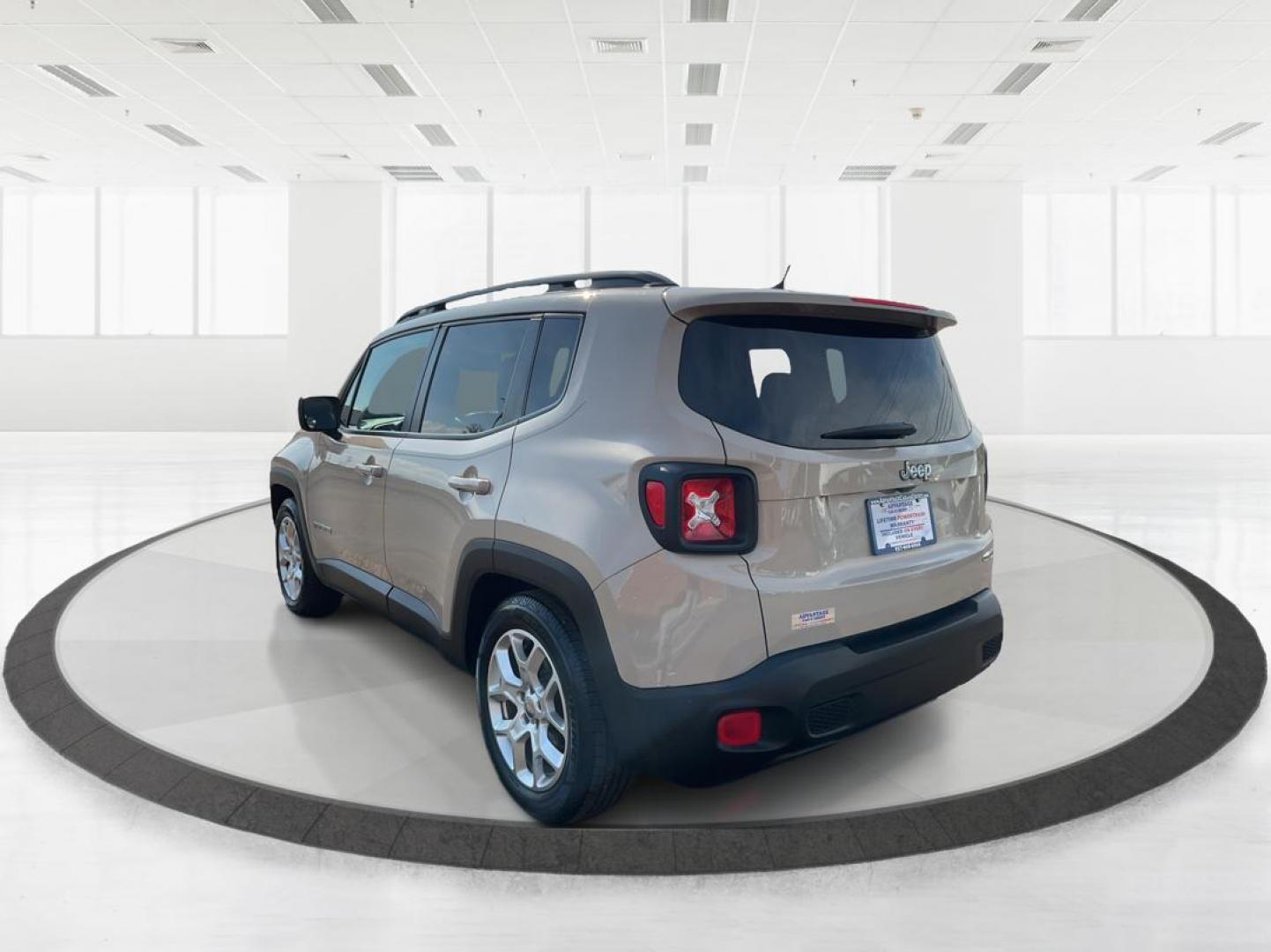 2015 Jeep Renegade Latitude (ZACCJABT0FP) with an Other engine, located at 1951 S Dayton Lakeview Rd., New Carlisle, OH, 45344, (937) 908-9800, 39.890999, -84.050255 - Photo#3