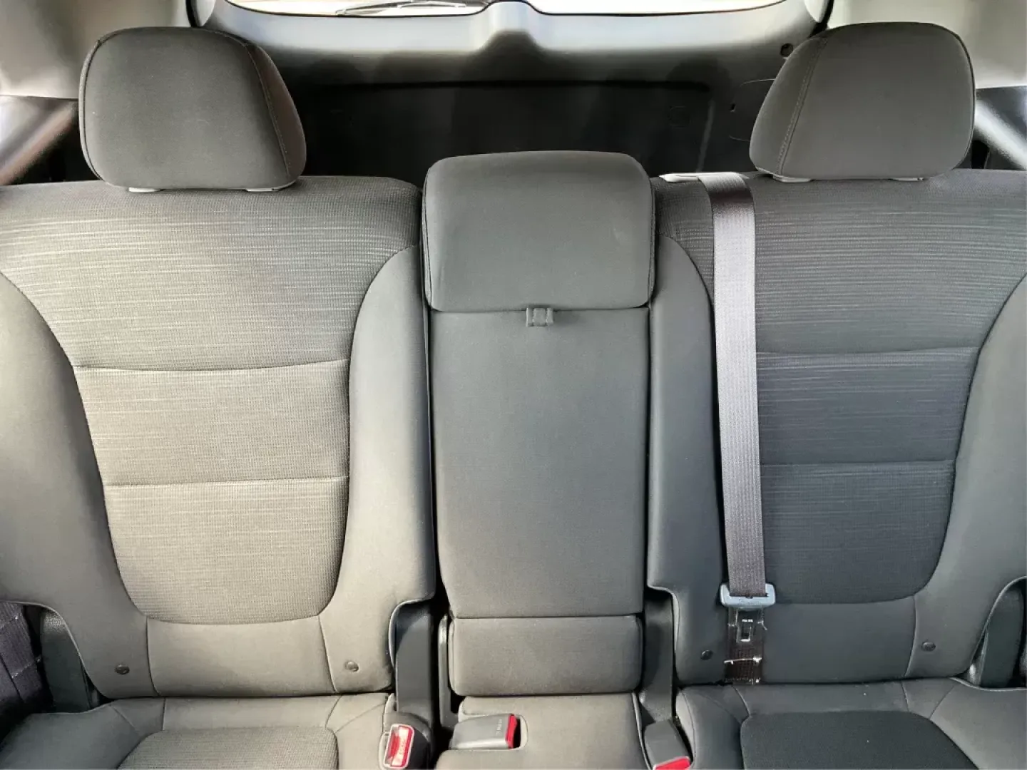 2015 Kia Sorento LX (5XYKT3A69FG) with an 2.4L I-4 gasoline direct injection engine, located at 880 E. National Road, OH, 45377, (937) 908-9800, 39.891918, -84.183975 - Photo#11