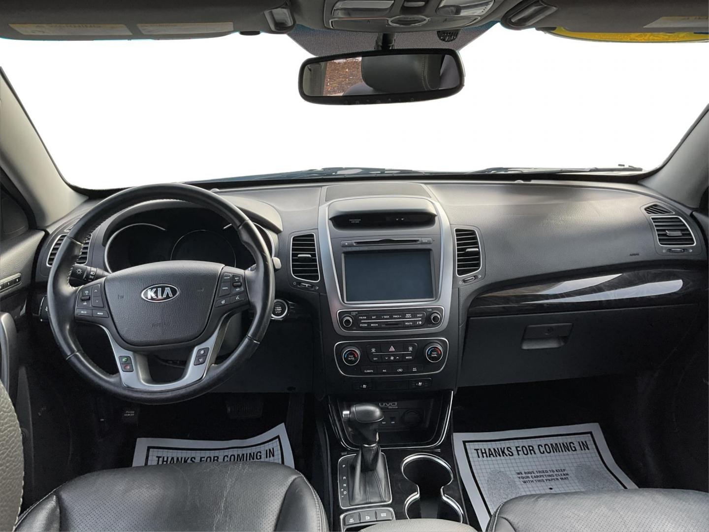 2015 Kia Sorento EX V6 (5XYKUDA73FG) with an Lambda II 3.3L V-6 gasoline direct injection engine, located at 4508 South Dixie Dr, Moraine, OH, 45439, (937) 908-9800, 39.807072, -84.031563 - Photo#20