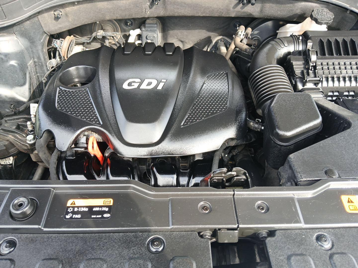 2015 Kia Sorento LX 2WD (5XYKT3A68FG) with an 2.4L L4 DOHC 16V engine, 6-Speed Automatic transmission, located at 401 Woodman Dr, Riverside, OH, 45431, (937) 908-9800, 39.761024, -84.120956 - Photo#10