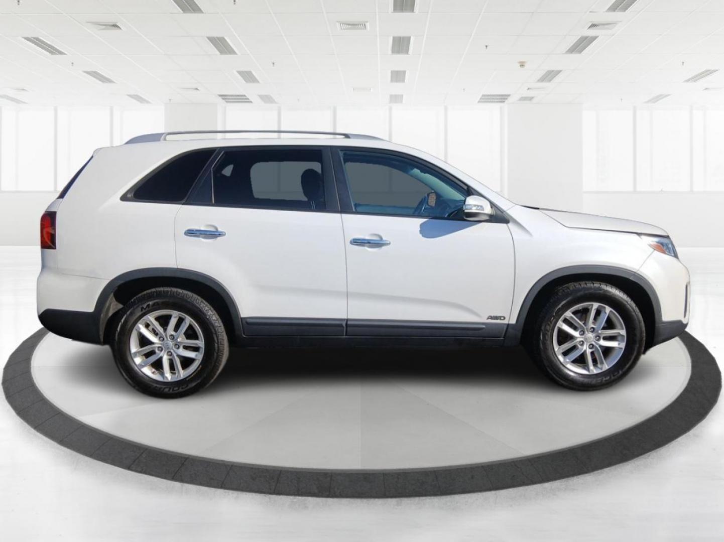 2015 Kia Sorento LX AWD (5XYKTDA64FG) with an 2.4L L4 DOHC 16V engine, 6-Speed Automatic transmission, located at 1099 N County Rd 25A , Troy, OH, 45373, (937) 908-9800, 40.057041, -84.215462 - Photo#1