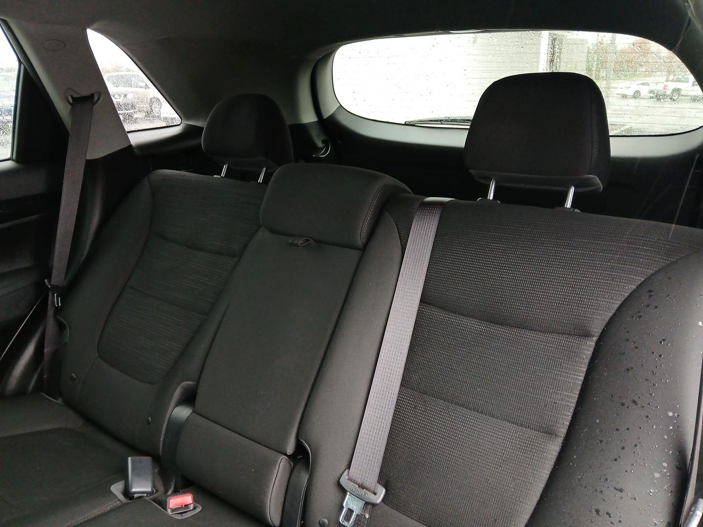 2015 Kia Sorento LX 2WD (5XYKT3A61FG) with an 2.4L L4 DOHC 16V engine, 6-Speed Automatic transmission, located at 1184 Kauffman Ave, Fairborn, OH, 45324, (937) 908-9800, 39.807072, -84.031563 - Photo#9