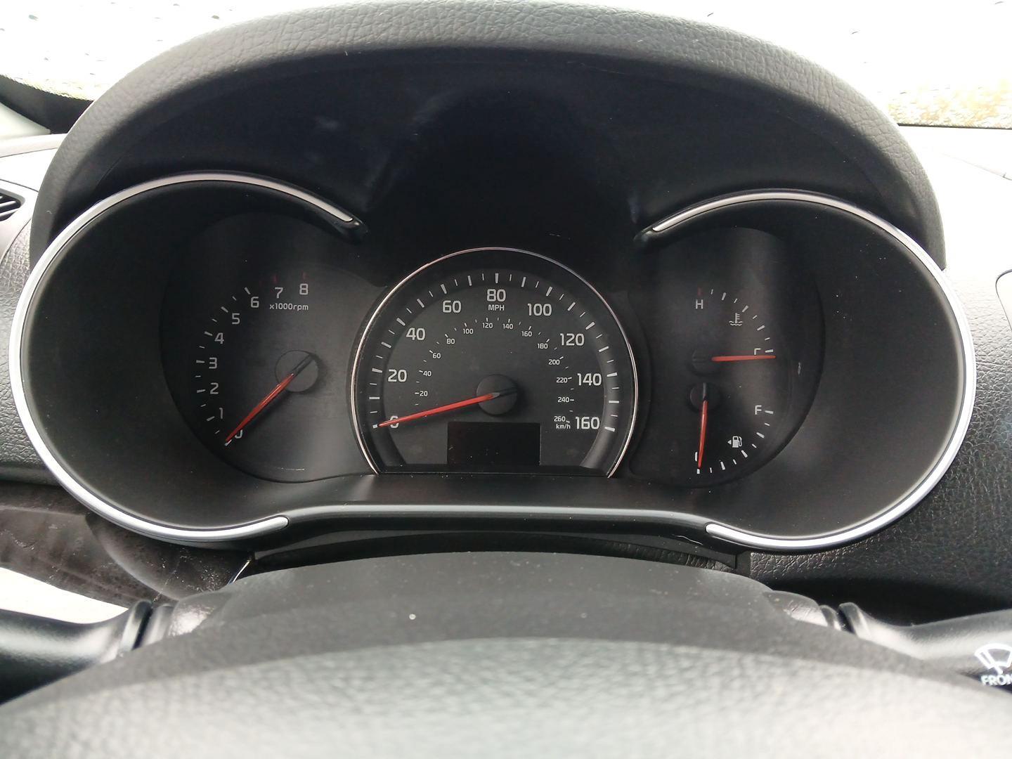 2015 Kia Sorento LX 2WD (5XYKT3A61FG) with an 2.4L L4 DOHC 16V engine, 6-Speed Automatic transmission, located at 1184 Kauffman Ave, Fairborn, OH, 45324, (937) 908-9800, 39.807072, -84.031563 - Photo#14
