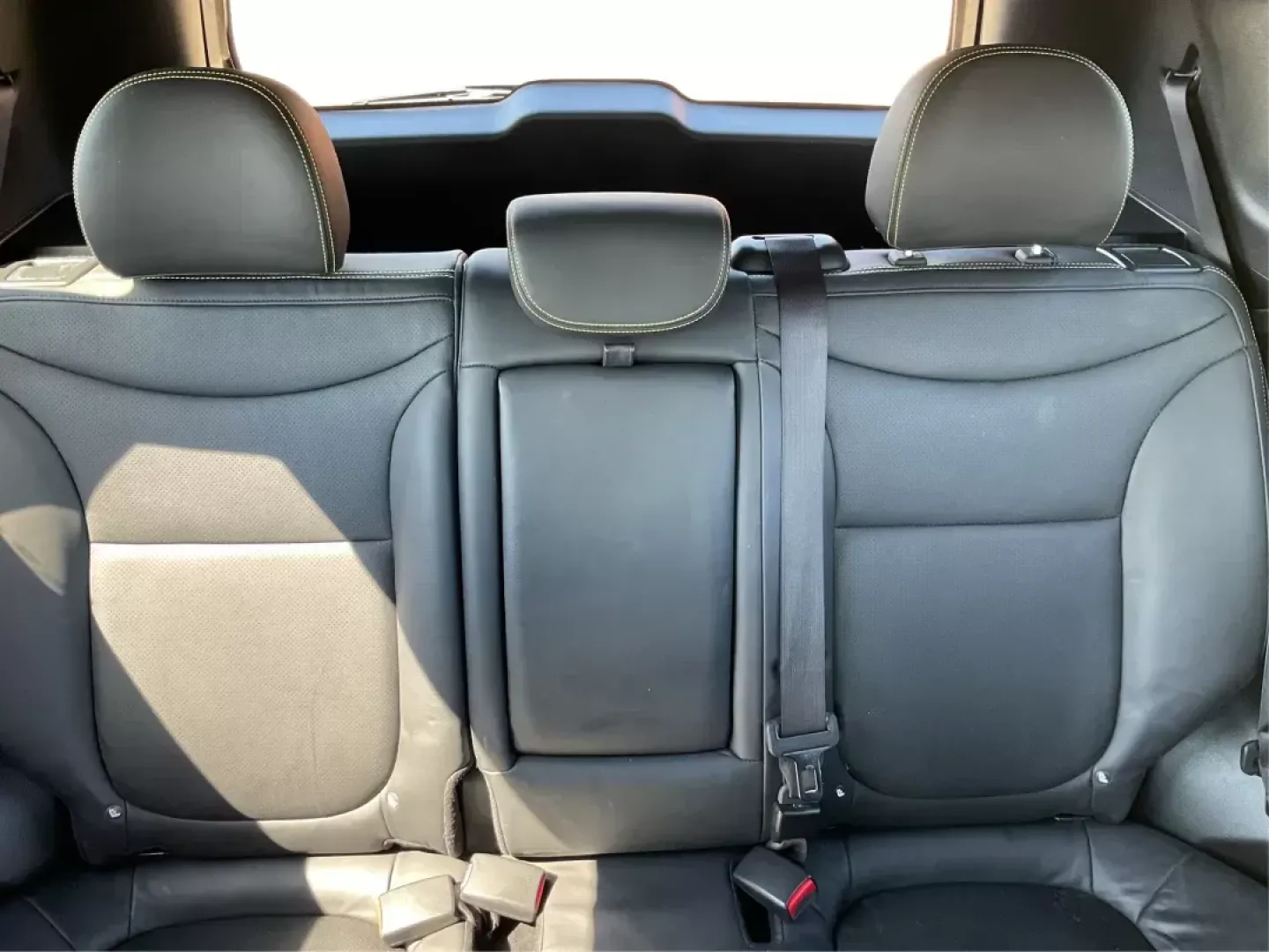 2015 Kia Soul + (KNDJP3A55F7) with an 2L I-4 gasoline direct injection engine, located at 1230 East Main St, Xenia, OH, 45385, (937) 908-9800, 39.688042, -83.910538 - Photo#12