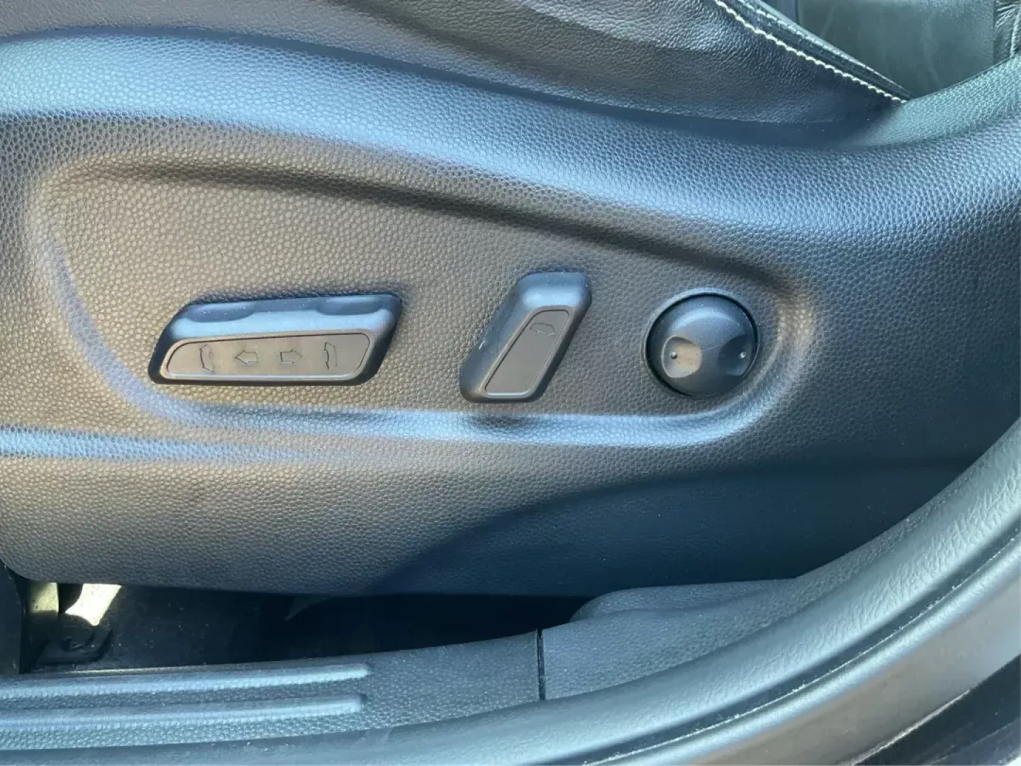 2015 Kia Soul + (KNDJP3A55F7) with an 2L I-4 gasoline direct injection engine, located at 1230 East Main St, Xenia, OH, 45385, (937) 908-9800, 39.688042, -83.910538 - Photo#15