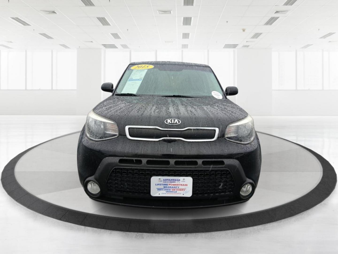 2015 Kia Soul Base (KNDJN2A26F7) with an 1.6L L4 DOHC 16V engine, located at 4508 South Dixie Dr, Moraine, OH, 45439, (937) 908-9800, 39.807072, -84.031563 - Photo#6