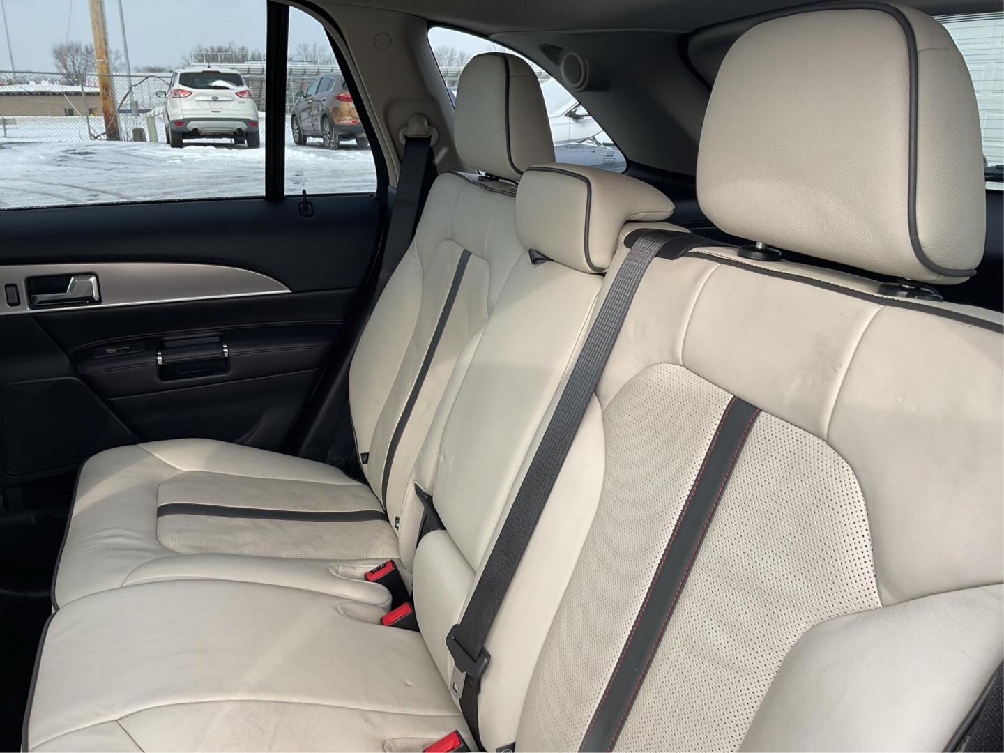 2015 Lincoln MKX Base AWD (2LMDJ8JK7FB) with an Other engine, located at 401 Woodman Dr, Riverside, OH, 45431, (937) 908-9800, 39.761024, -84.120956 - Photo#9