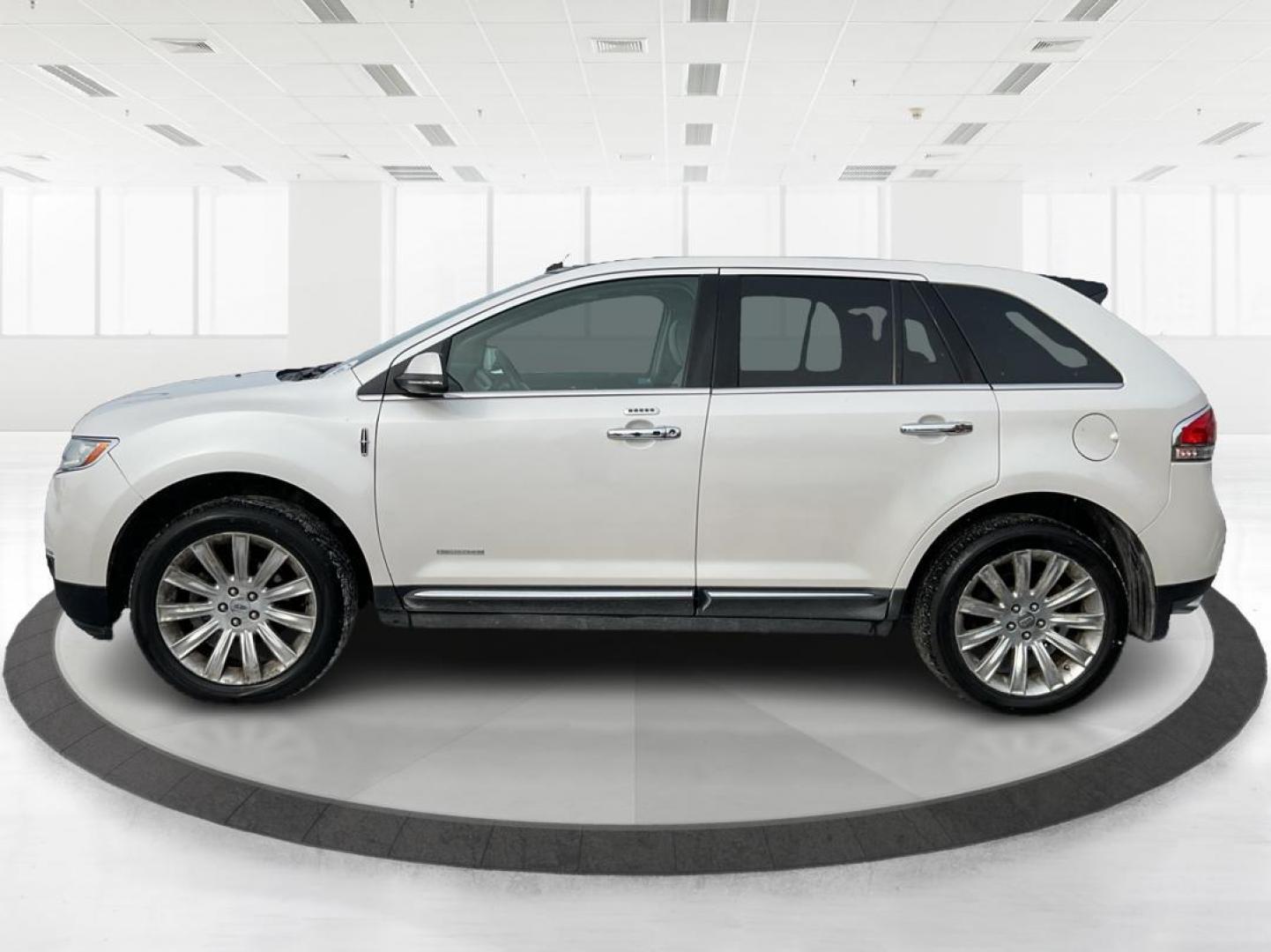 2015 Lincoln MKX Base AWD (2LMDJ8JK7FB) with an Other engine, located at 401 Woodman Dr, Riverside, OH, 45431, (937) 908-9800, 39.761024, -84.120956 - Photo#5