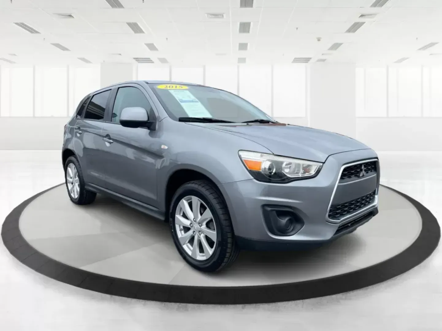 2015 Mitsubishi Outlander Sport ES (4A4AP3AUXFE) with an 2L I-4 DOHC engine, located at 1184 Kauffman Ave, Fairborn, OH, 45324, (937) 908-9800, 39.807072, -84.031563 - Photo#0