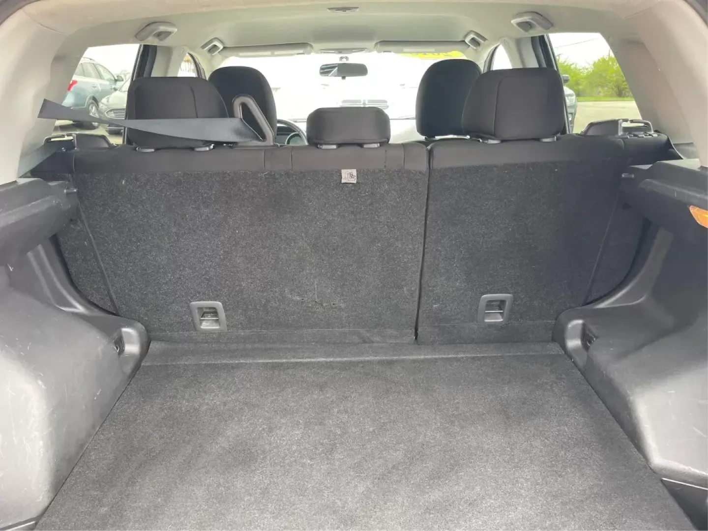 2015 Mitsubishi Outlander Sport ES (4A4AP3AUXFE) with an 2L I-4 DOHC engine, located at 1184 Kauffman Ave, Fairborn, OH, 45324, (937) 908-9800, 39.807072, -84.031563 - Photo#10