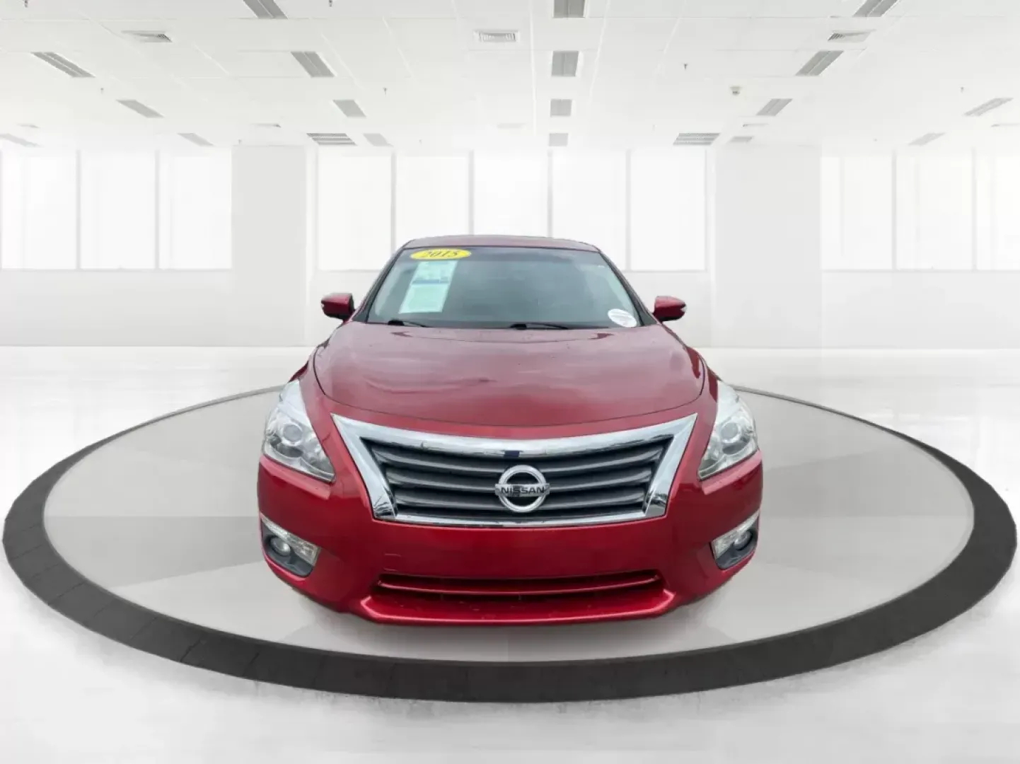 2015 Nissan Altima 2.5 SL (1N4AL3APXFC) with an 2.5L I-4 DOHC engine, located at 1951 S Dayton Lakeview Rd., New Carlisle, OH, 45344, (937) 908-9800, 39.890999, -84.050255 - Photo#6