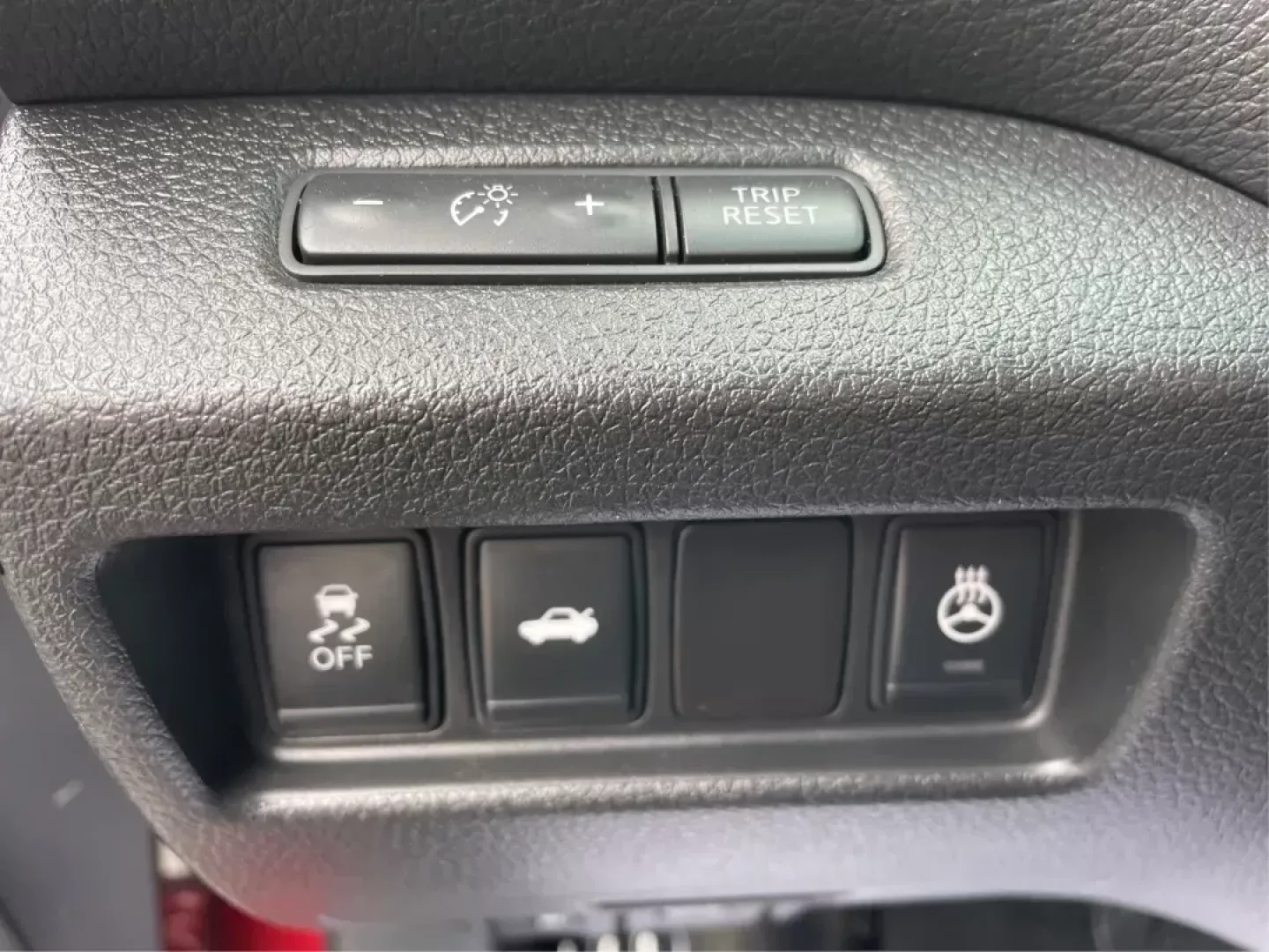 2015 Nissan Altima 2.5 SL (1N4AL3APXFC) with an 2.5L I-4 DOHC engine, located at 1951 S Dayton Lakeview Rd., New Carlisle, OH, 45344, (937) 908-9800, 39.890999, -84.050255 - Photo#16