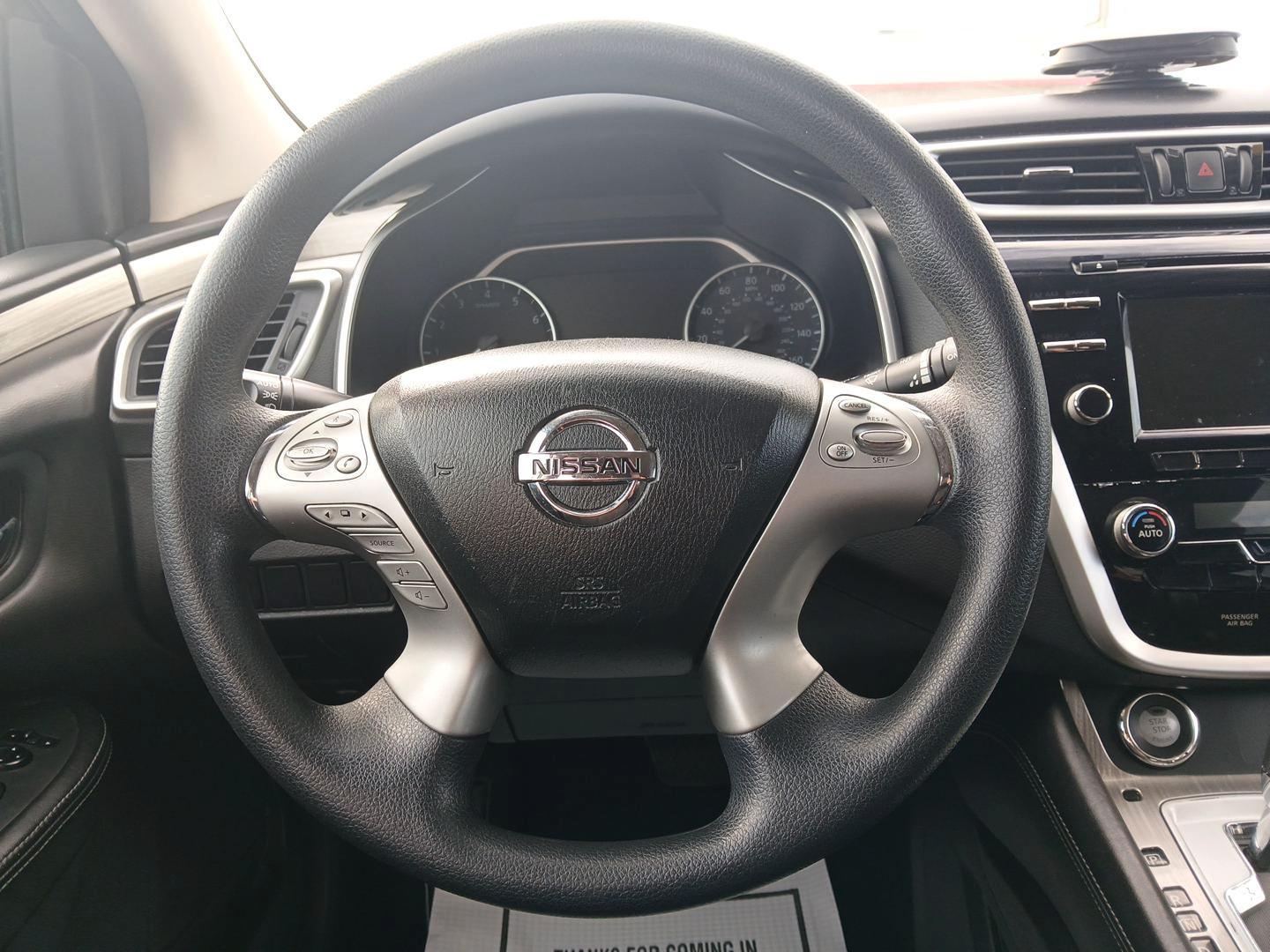 2015 Nissan Murano S AWD (5N1AZ2MH4FN) with an 3.5L V6 DOHC 24V engine, Continuously Variable Transmission transmission, located at 880 E. National Road, OH, 45377, (937) 908-9800, 39.891918, -84.183975 - Photo#15