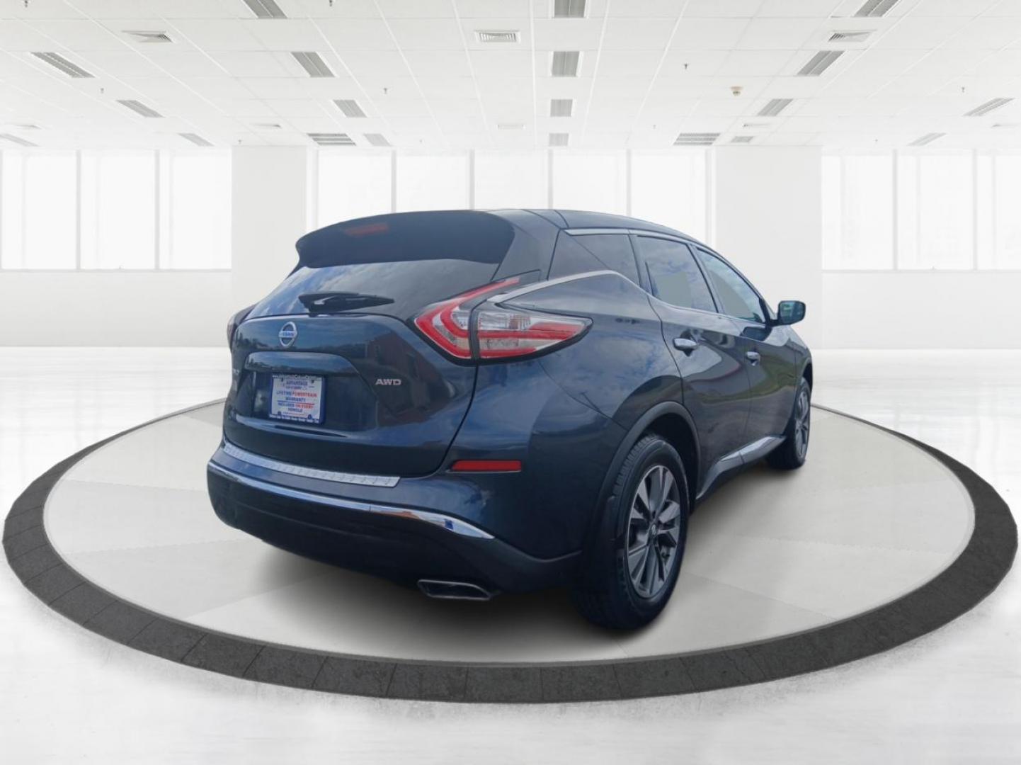 2015 Nissan Murano S AWD (5N1AZ2MH4FN) with an 3.5L V6 DOHC 24V engine, Continuously Variable Transmission transmission, located at 880 E. National Road, OH, 45377, (937) 908-9800, 39.891918, -84.183975 - Photo#2