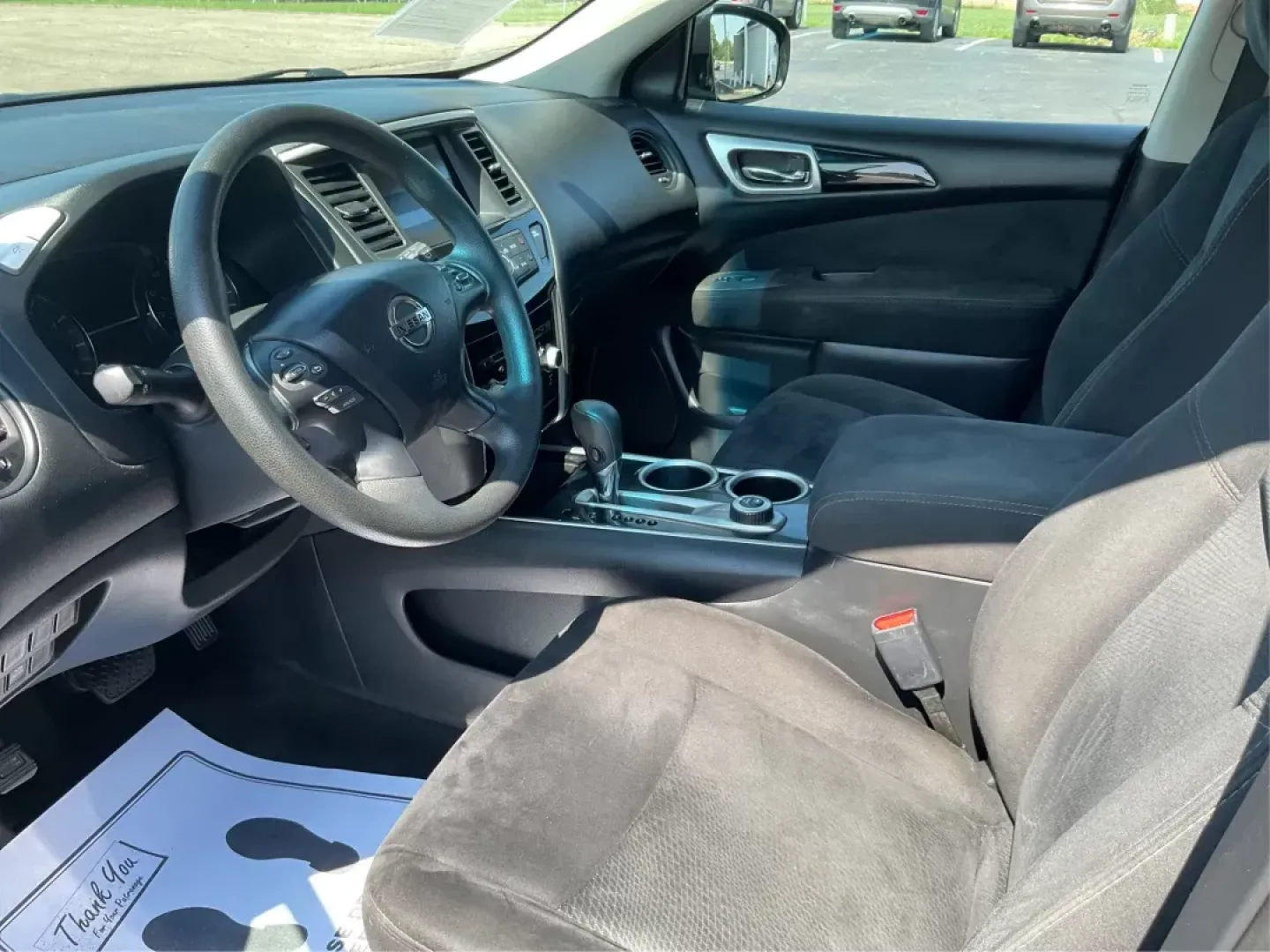 2015 Nissan Pathfinder S (5N1AR2MMXFC) with an 3.5L V-6 DOHC engine, located at 4508 South Dixie Dr, Moraine, OH, 45439, (937) 908-9800, 39.807072, -84.031563 - Photo#8