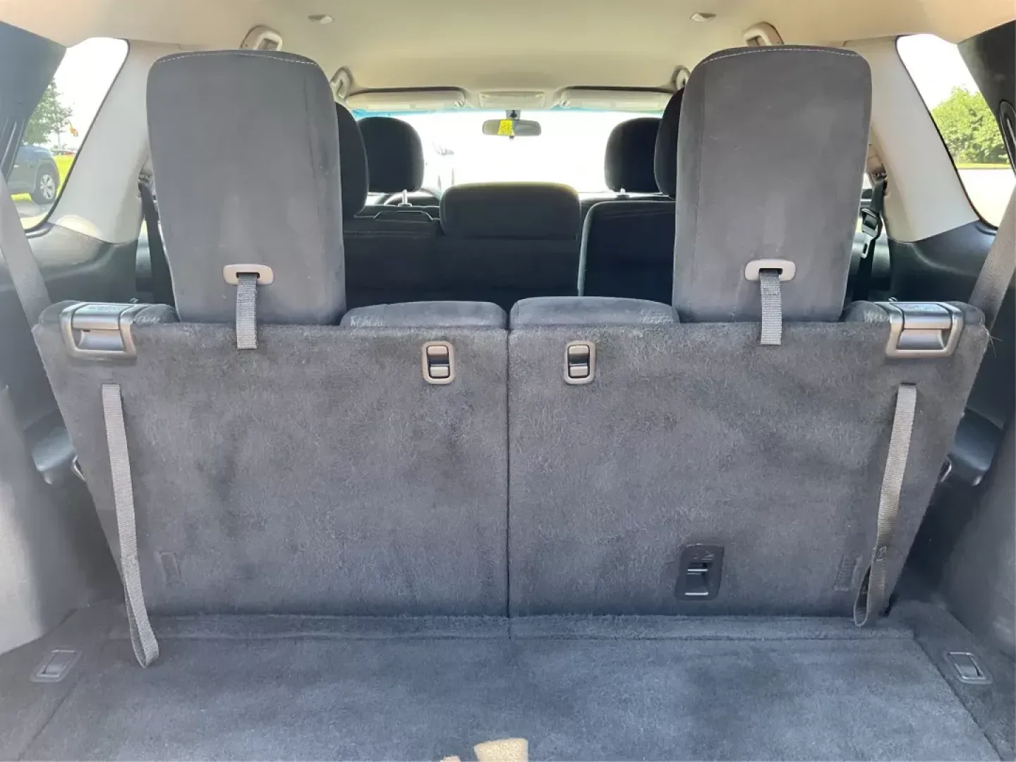 2015 Nissan Pathfinder S (5N1AR2MMXFC) with an 3.5L V-6 DOHC engine, located at 4508 South Dixie Dr, Moraine, OH, 45439, (937) 908-9800, 39.807072, -84.031563 - Photo#11