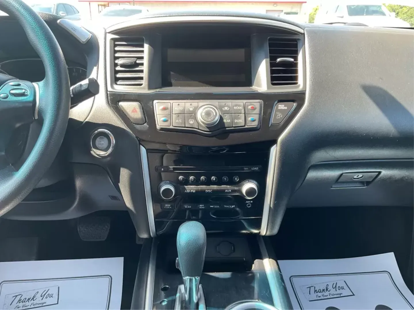 2015 Nissan Pathfinder S (5N1AR2MMXFC) with an 3.5L V-6 DOHC engine, located at 4508 South Dixie Dr, Moraine, OH, 45439, (937) 908-9800, 39.807072, -84.031563 - Photo#12