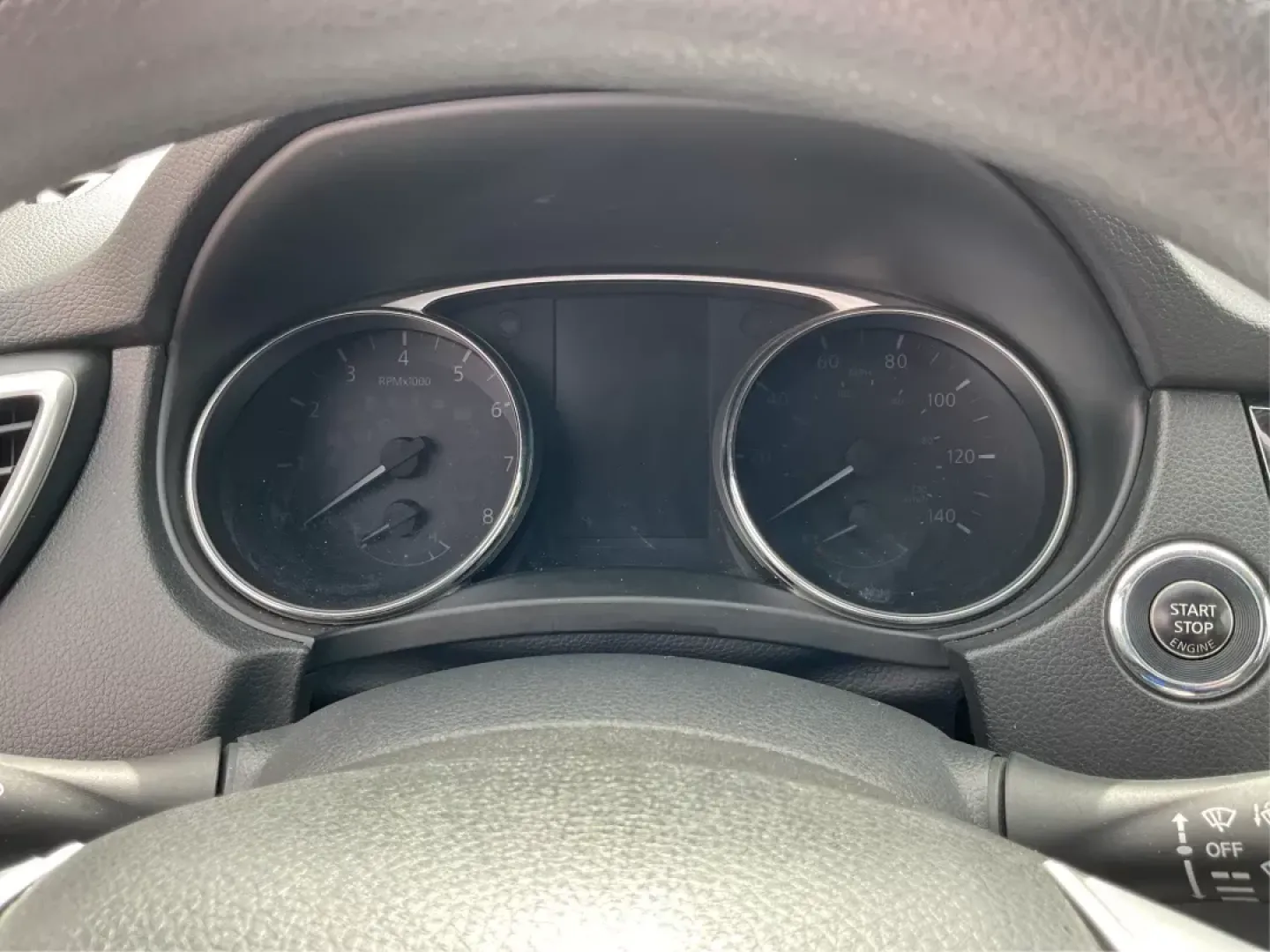 2015 Nissan Rogue SV (KNMAT2MV6FP) with an 2.5L I-4 DOHC engine, located at 1230 East Main St, Xenia, OH, 45385, (937) 908-9800, 39.688042, -83.910538 - Photo#12