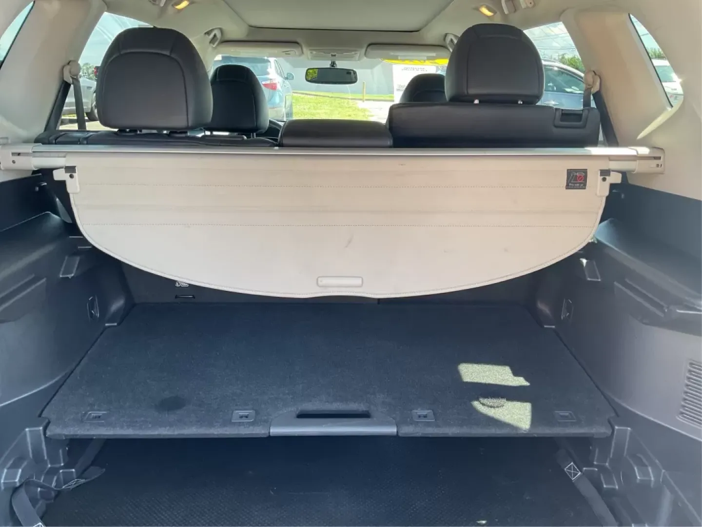 2017 Jeep Cherokee Limited 4x4 (1C4PJMDB5HW) with an Other engine, located at 401 Woodman Dr, Riverside, OH, 45431, (937) 908-9800, 39.761024, -84.120956 - Photo#12